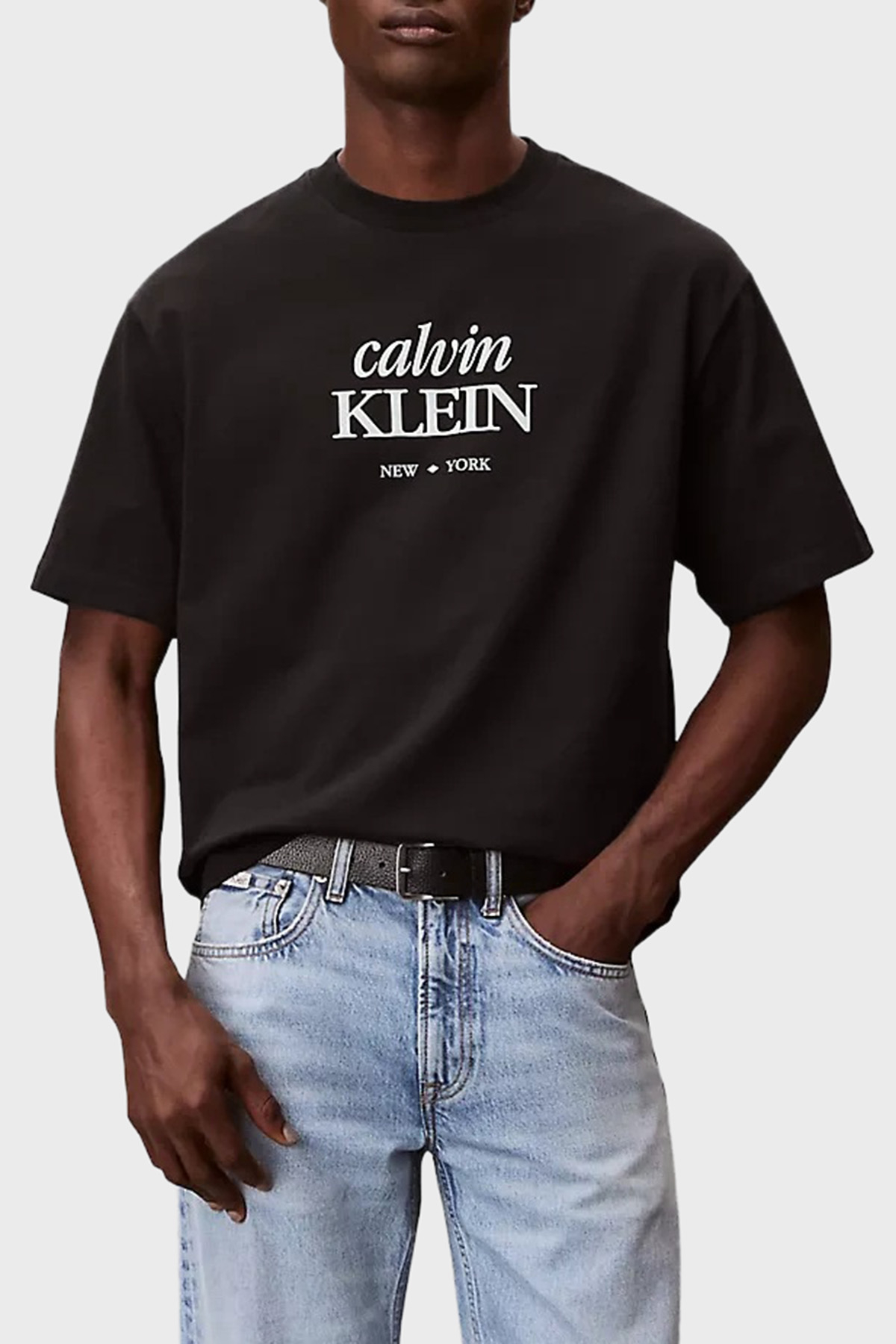 Calvin Klein Pamuklu Regular Fit Logolu Bisiklet Yaka  LV04RF818GUB1 Erkek T Shirt LV04RF818G UB1 SİYAH