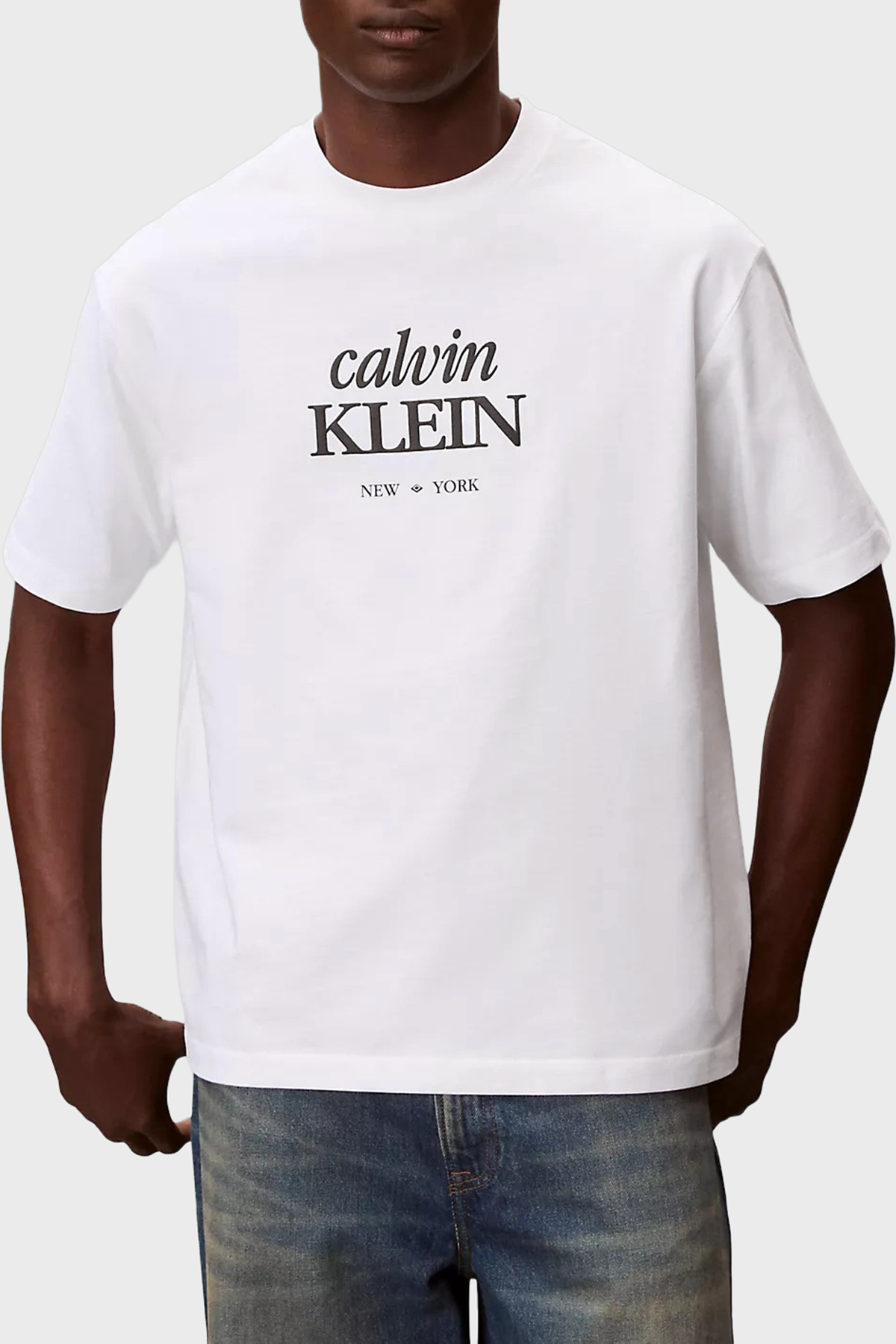 Calvin Klein Pamuklu Regular Fit Logolu Bisiklet Yaka  LV04RF818GYAF Erkek T Shirt LV04RF818G YAF BEYAZ