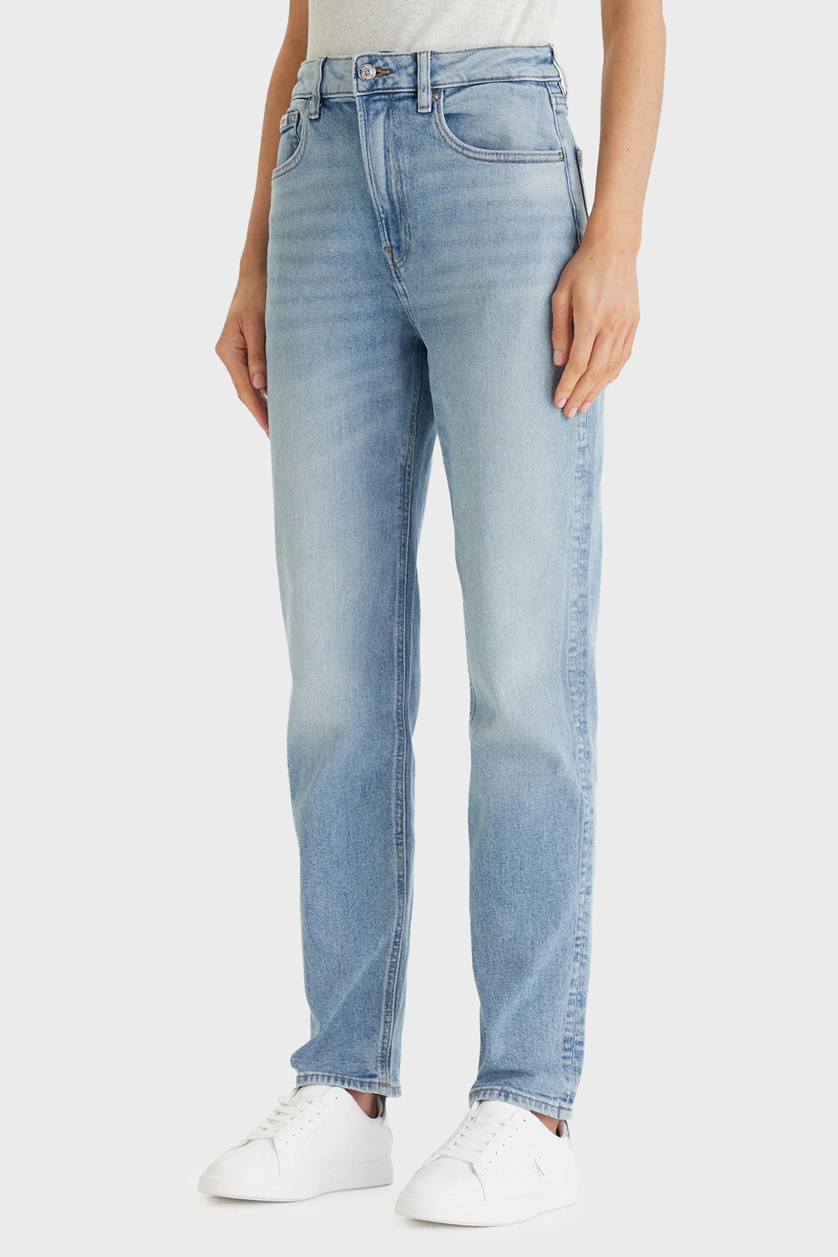 Calvin Klein Pamuklu Regular Fit Normal Bel Jeans LV047F670G1XS Kadın Kot Pantolon LV047F670G 1XS MAVİ