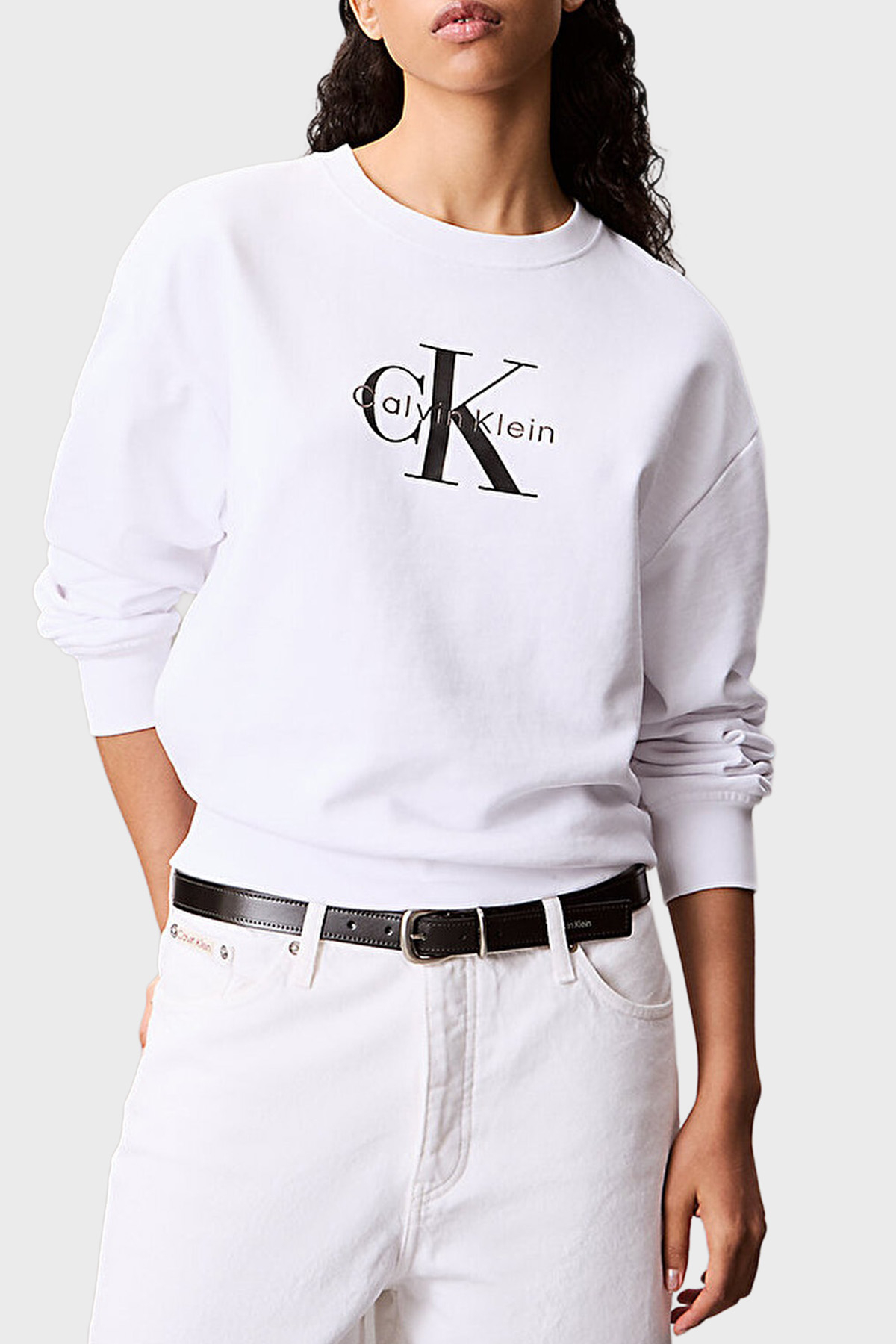 Calvin Klein Pamuklu Relaxed Fit Bisiklet Yaka Kısa  LV047B234GYAA Kadın Sweat LV047B234G YAA BEYAZ