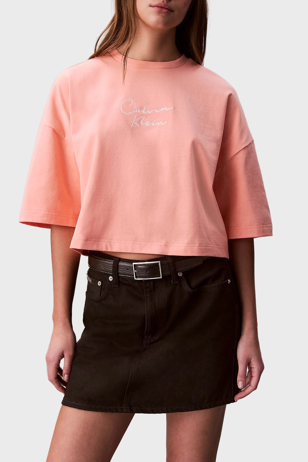 Calvin Klein Pamuklu Relaxed Fit İşleme Logolu Crop  LV047C202GVDW Kadın T Shirt LV047C202G VDW Açık Turuncu