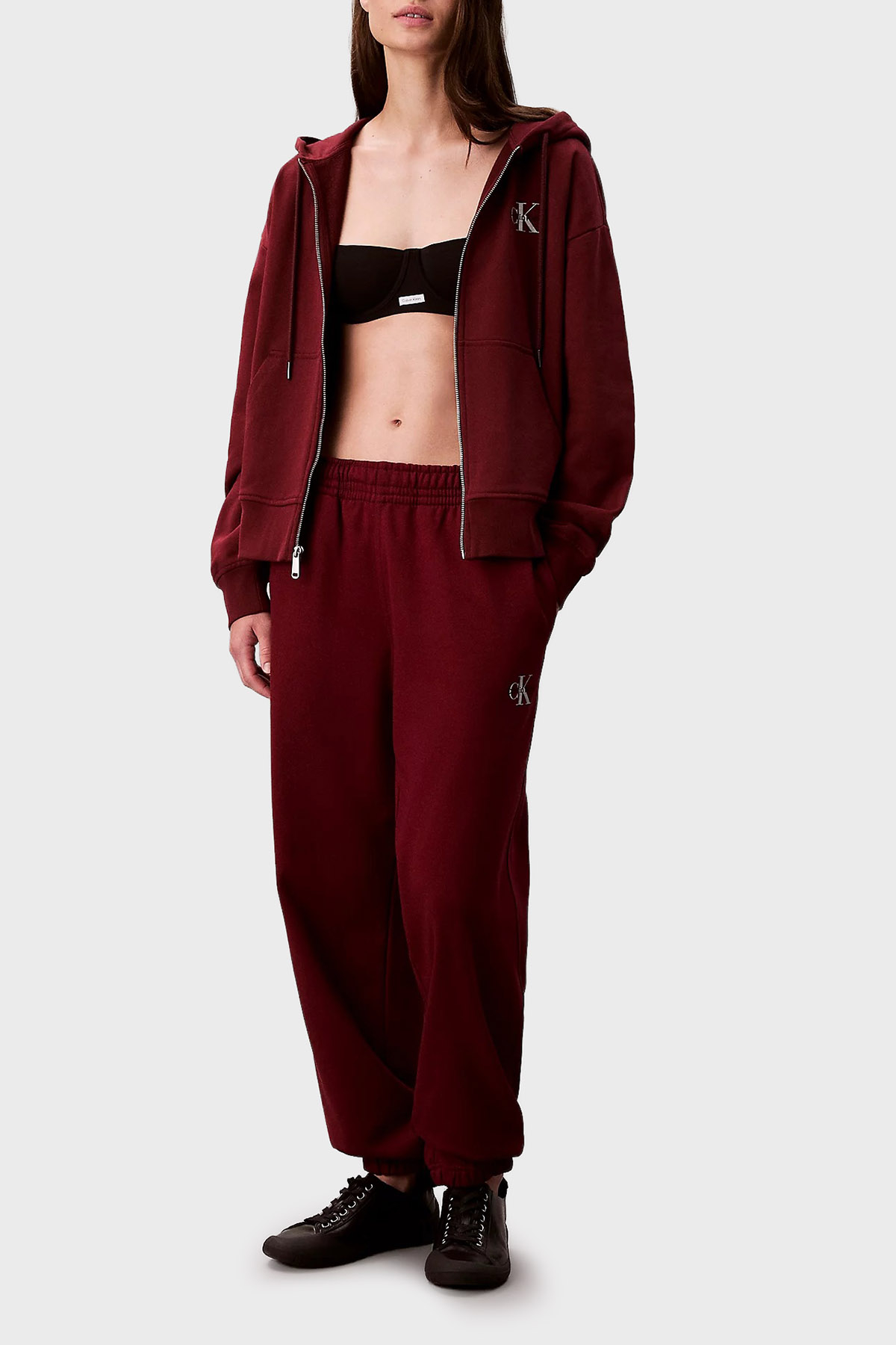 Calvin Klein Pamuklu Relaxed Fit Lastikli Paça Jogger  LV047B235GWCV Kadın Pantolon LV047B235G WCV BORDO