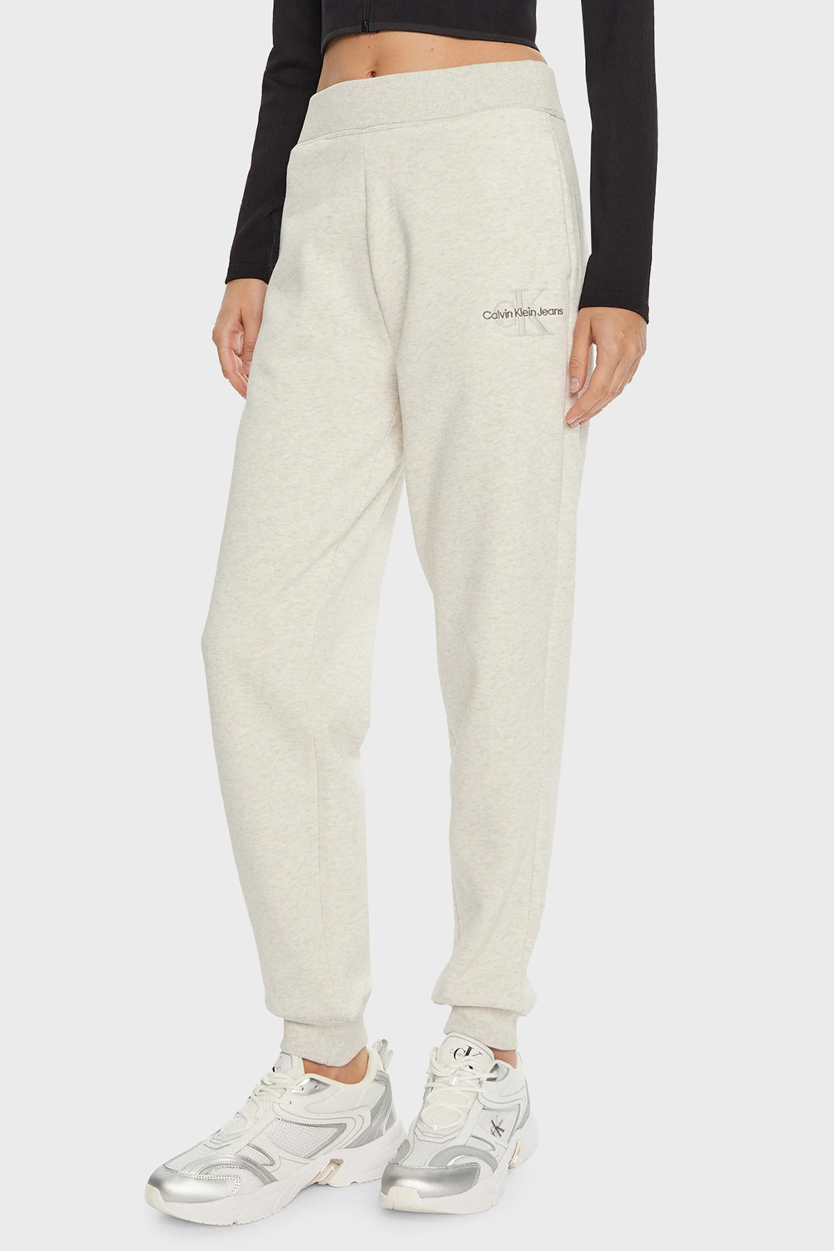Calvin Klein Pamuklu Relaxed Fit Yüksek Bel Lastikli Paça Jogger  J20J223590P6G Kadın Pantolon J20J223590 P6G AÇIK GRİ
