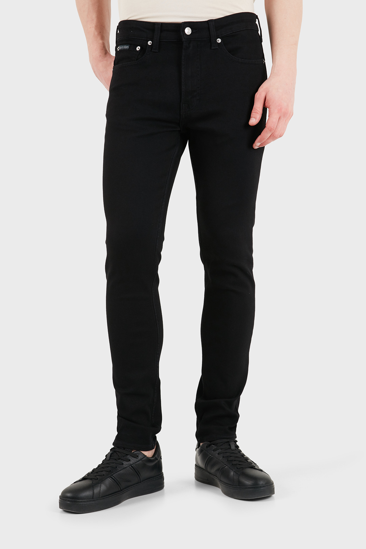 Calvin Klein Pamuklu Skinny Fit Dar Paça Jeans LV04RF737GJW4 Erkek Kot Pantolon LV04RF737G JW4 SİYAH
