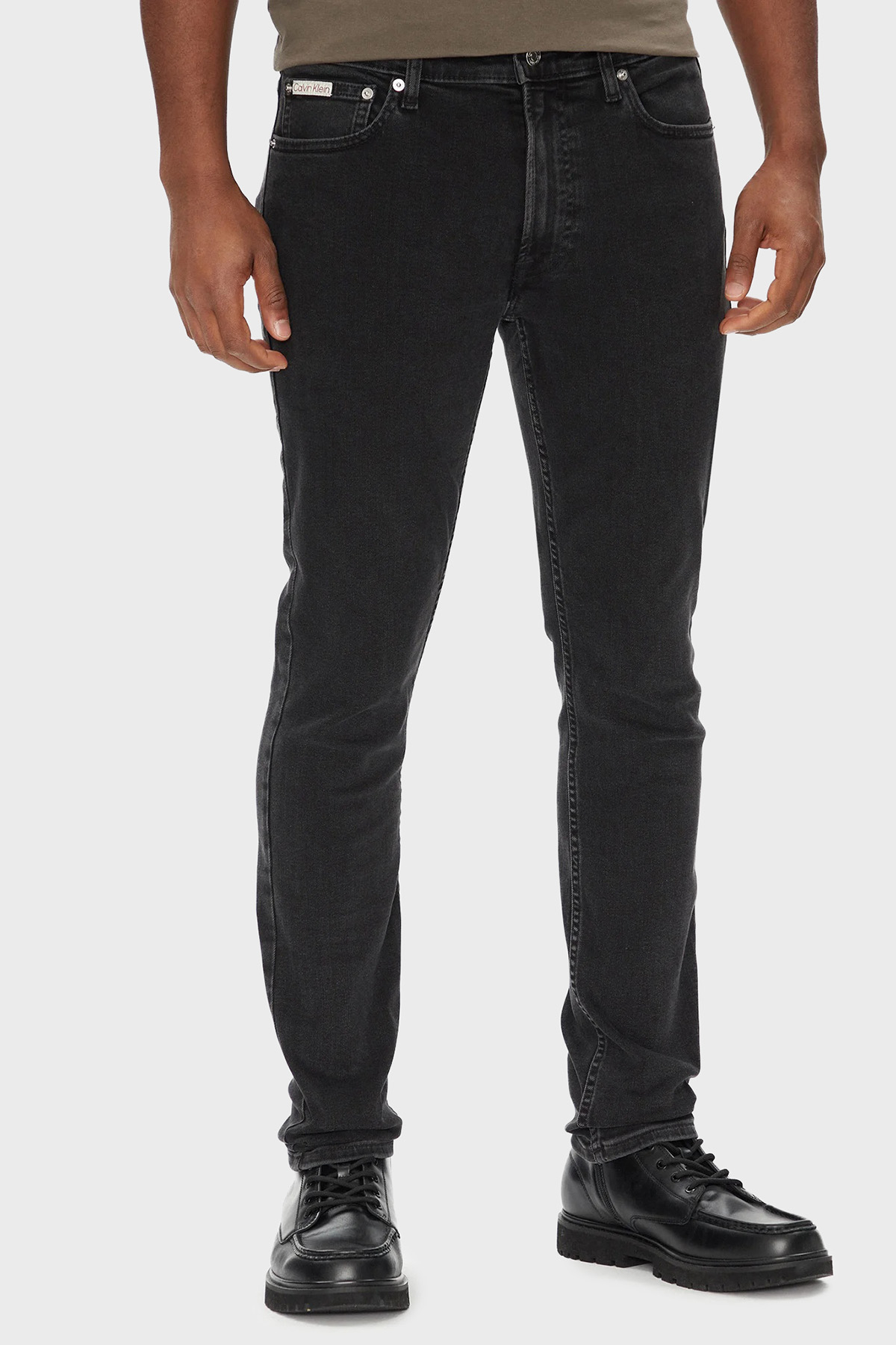 Calvin Klein Pamuklu Skinny Fit Normal Bel Dar Paça Jeans LV04RB722G846 Erkek Kot Pantolon LV04RB722G 846 SİYAH