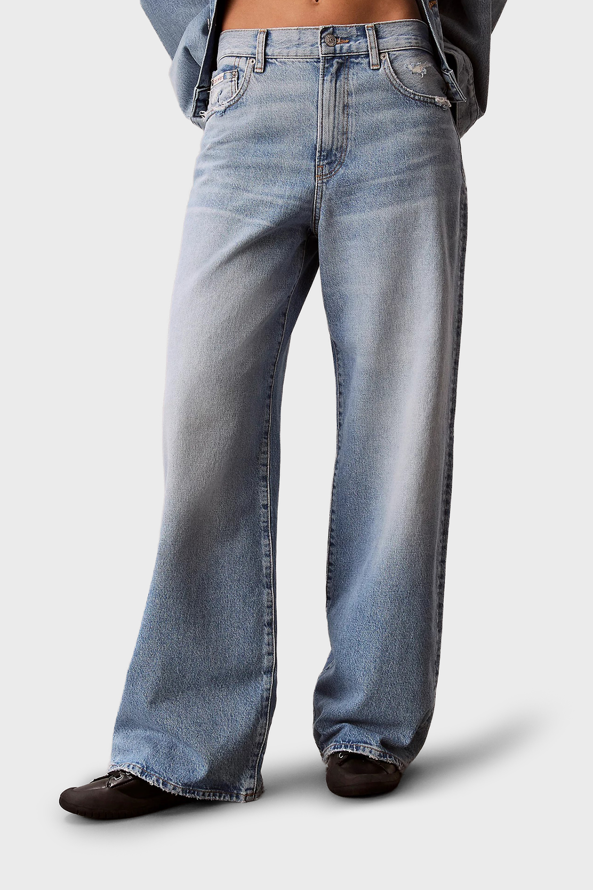 Calvin Klein Pamuklu Wide Leg Fit Yüksek Bel Jeans Kadın Kot Pantolon LV047F728G SD9 MAVİ
