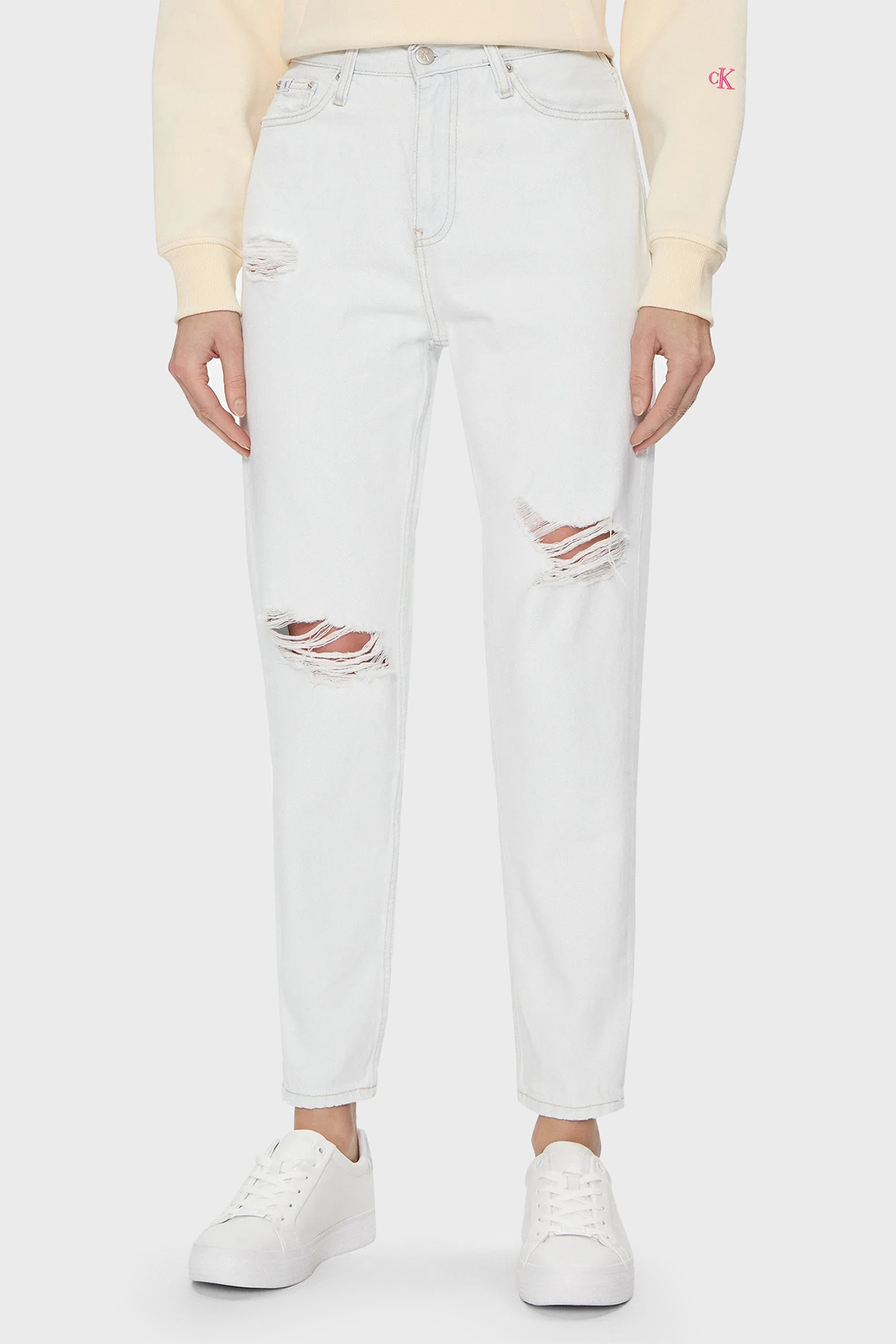 Calvin Klein Pamuklu Yüksek Bel Mom Fit Jeans J20J2221471AA Kadın Kot Pantolon J20J222147 1AA AÇIK MAVİ