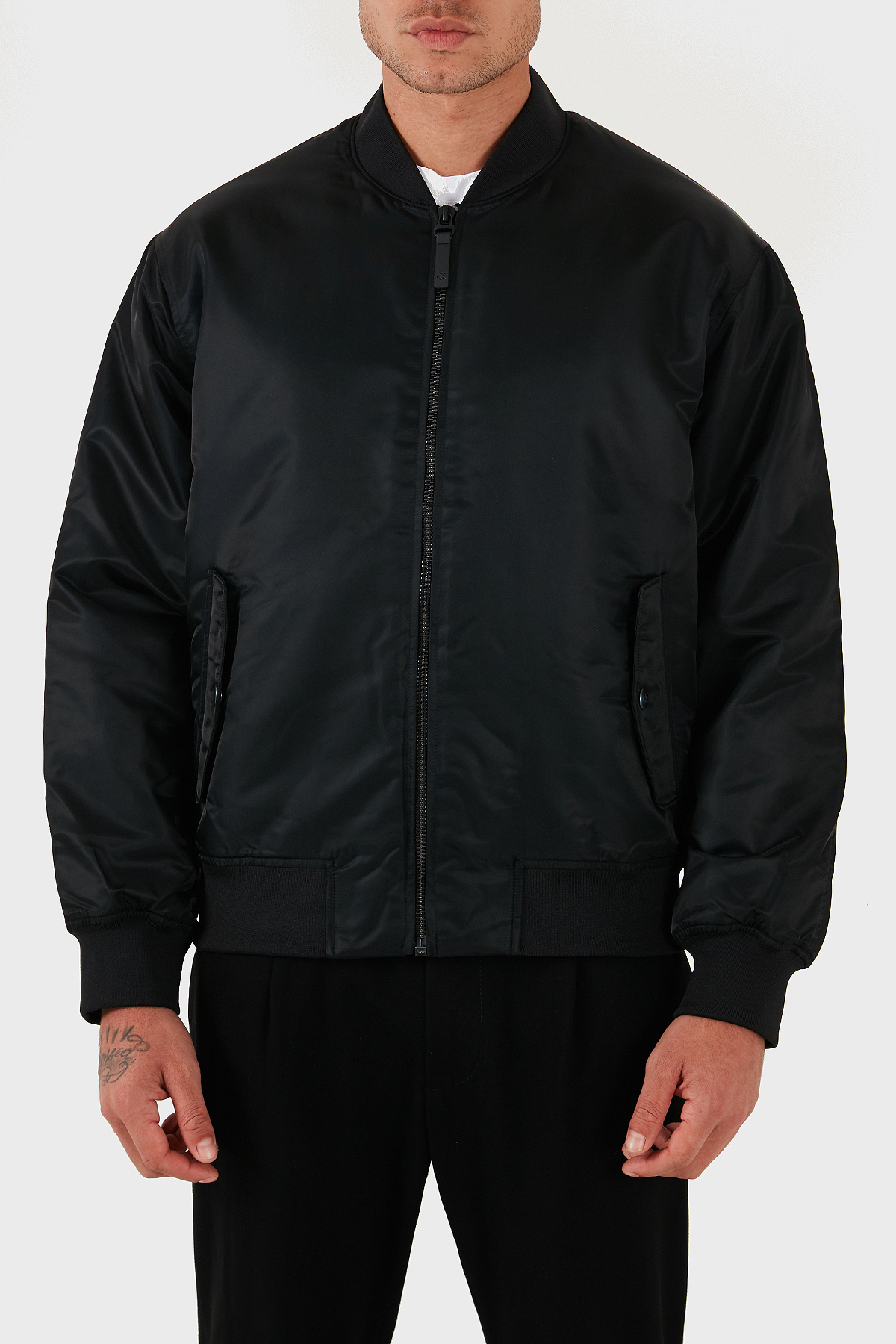 Calvin Klein Regular Fit Kolej Yaka Su İtici Bomber  LV04RC526GUB1 Erkek Ceket LV04RC526G UB1 SİYAH
