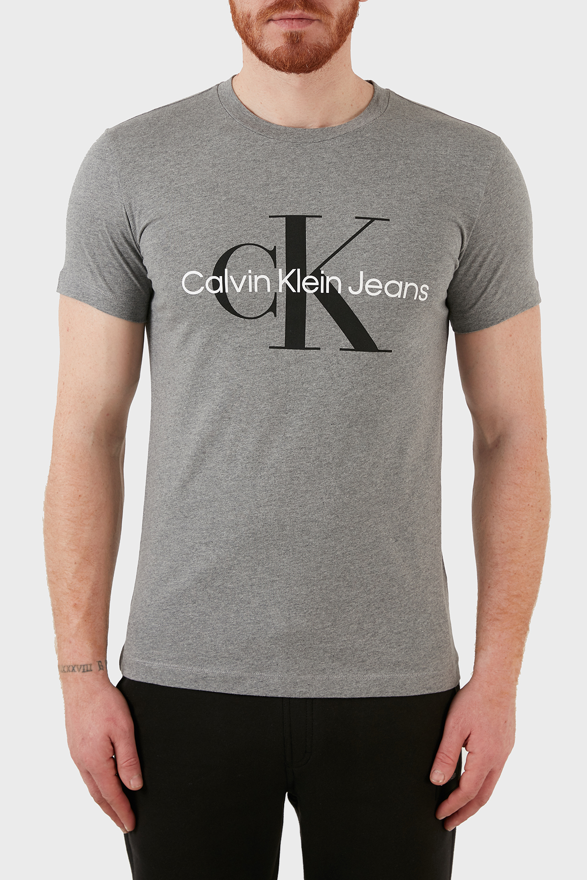 Calvin Klein Slim Fit Bisiklet Yaka % 100 Pamuk Erkek T Shirt J30J320935 P2D GRİ