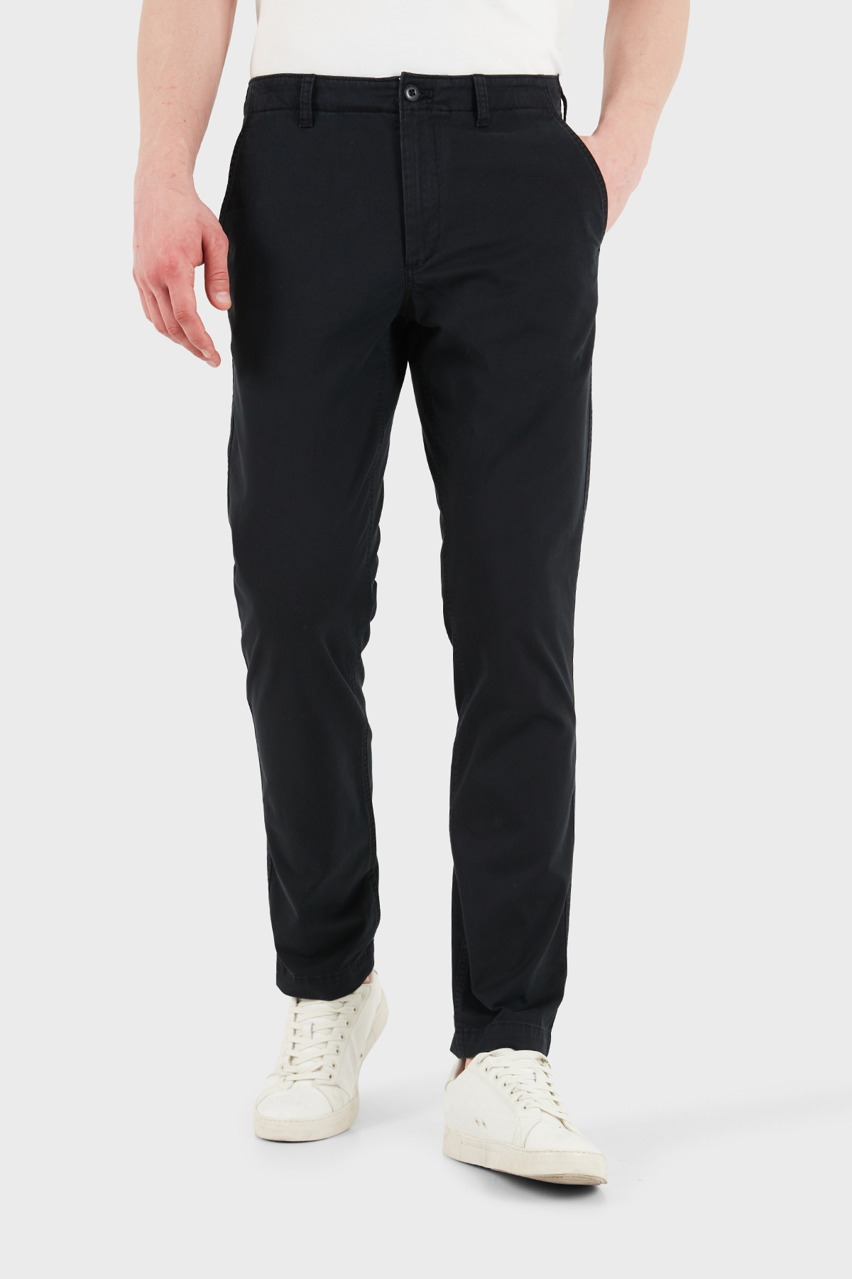 Calvin Klein Slim Fit Dar Paça Chino  LV04RF618GUB1 Erkek Pantolon LV04RF618G UB1 SİYAH