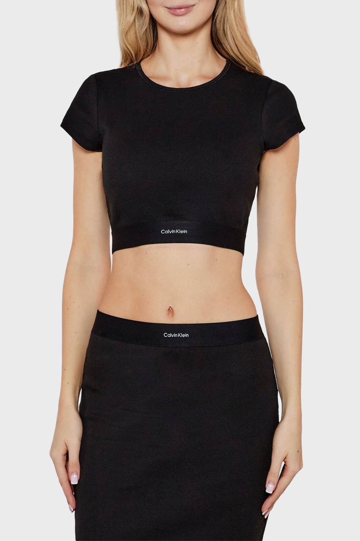 Calvin Klein Streç Pamuklu Slim Fit Bisiklet Yaka  LV00QS7349UB1 Kadın Top LV00QS7349 UB1 SİYAH