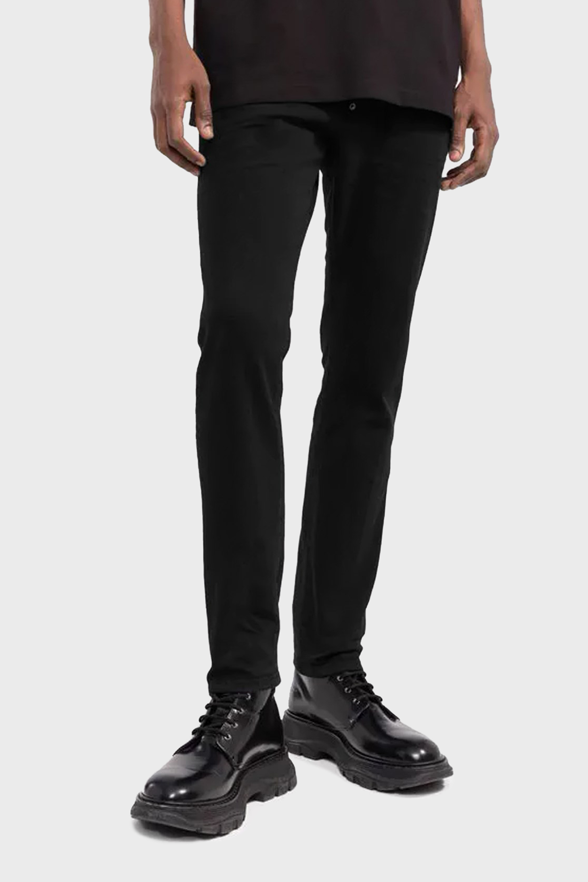 Dsquared2 Streç Pamuklu Düşük Bel Skinny Skater Jeans Erkek Kot Pantolon S74LB1137 S30733 900 SİYAH