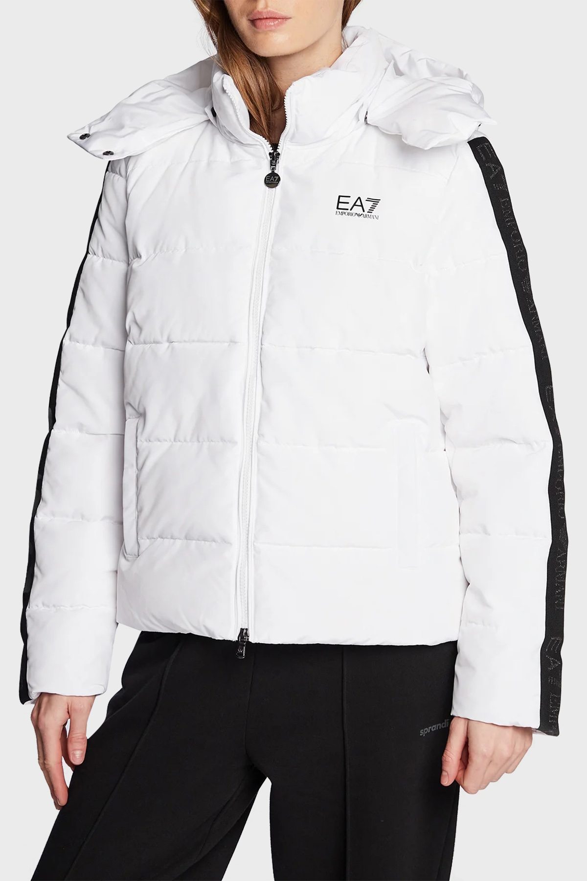 EA7 Regular Fit Çıkarılabilir Kapüşonlu Şişme Kadın Mont 6LTB18 TN8AZ 1100 BEYAZ