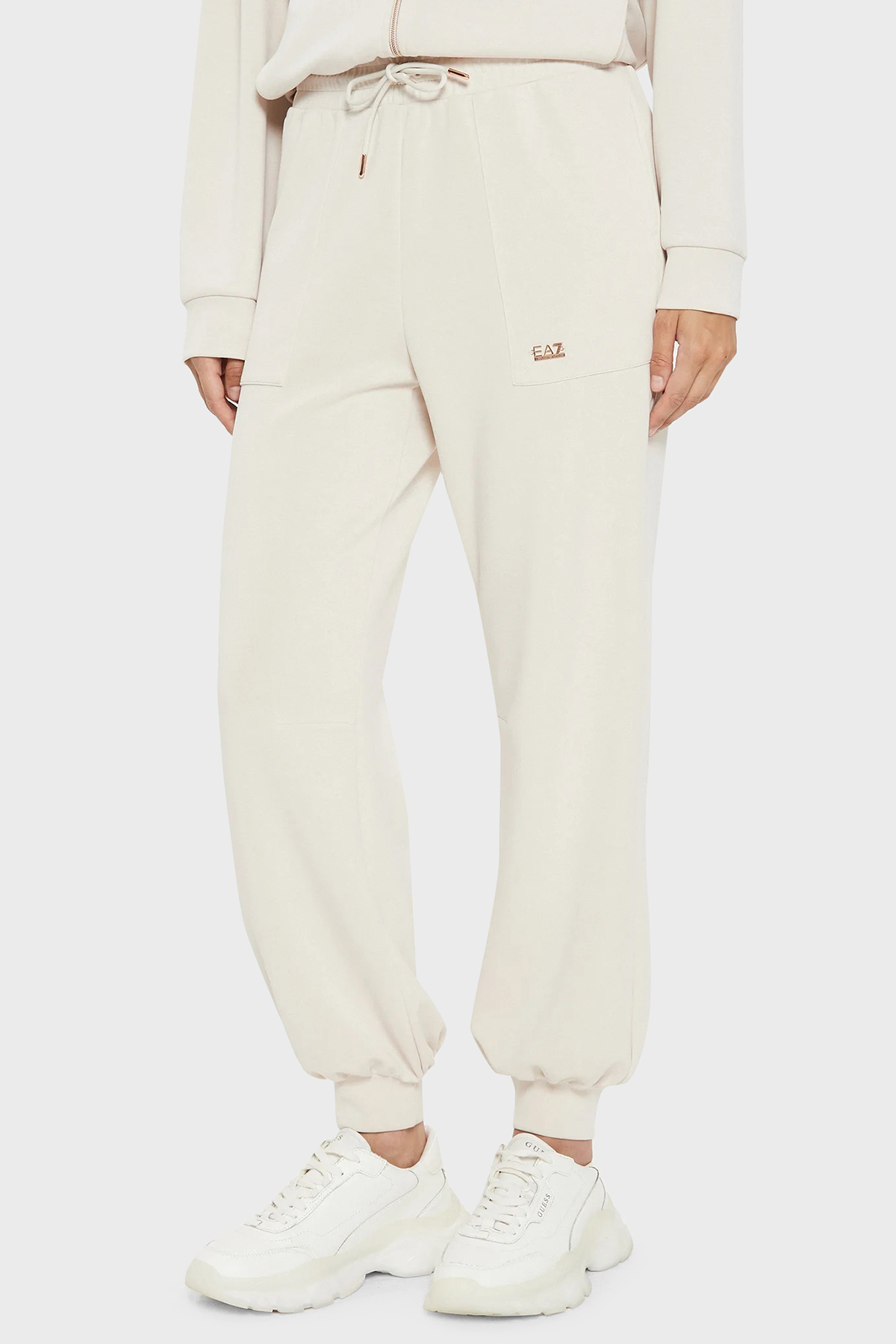 EA7 Relaxed Fit Cepli Jogger Kadın Pantolon 6DTP61 TJZBZ 1120 BEYAZ