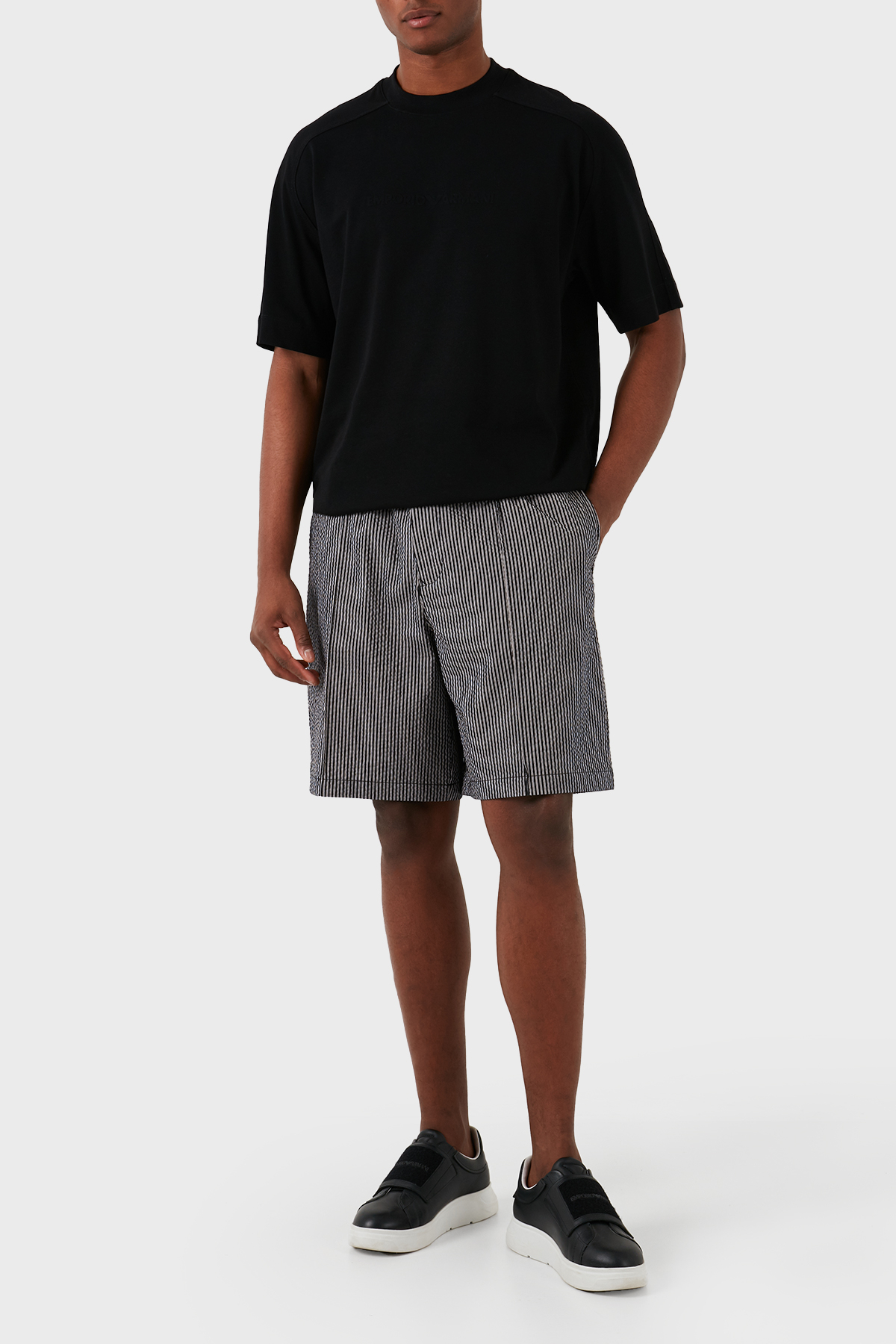 Emporio Armani Çizgili Gofre Relaxed Fit Erkek Short 3D1PE2 1NPIZ F014 SİYAH-BEYAZ