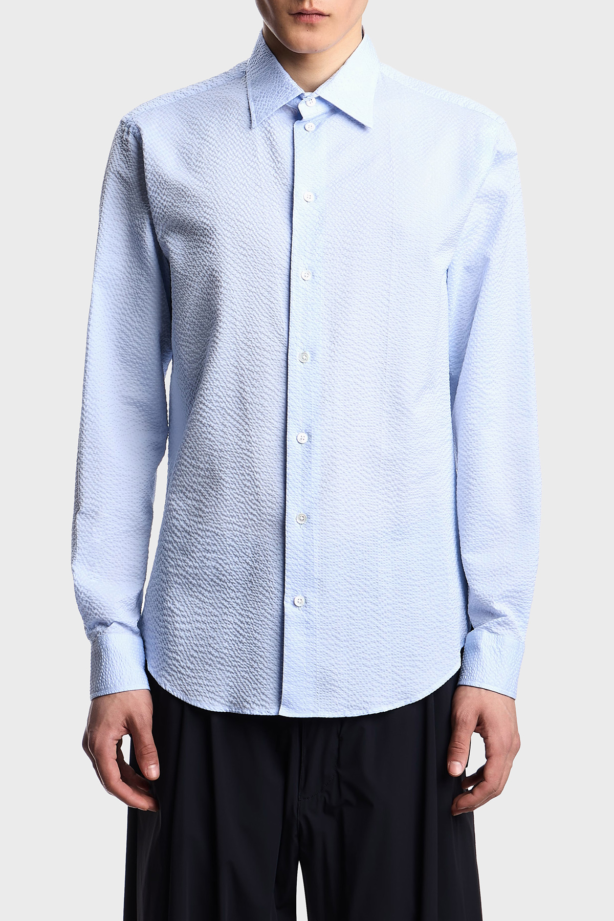 Emporio Armani Dokuma % 100 Pamuk Regualr Fit Kent Yaka Erkek Gömlek EM000099 TE14192 U9333 MAVİ