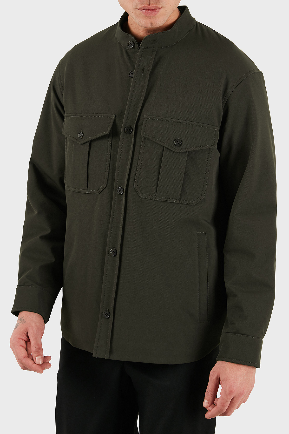Emporio Armani Göğüs Cep Detaylı Comfort Fit Dik Yaka Düğmeli Erkek Ceket EM003695 AF18502 U8120 HAKİ
