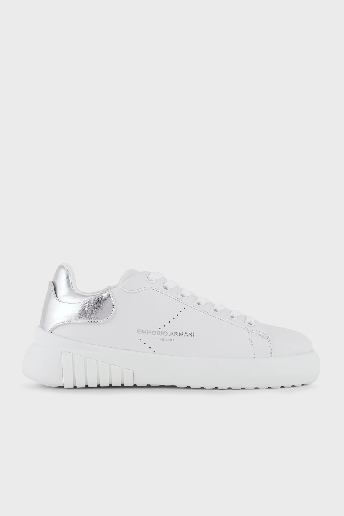 Emporio Armani Hakiki Deri Sneaker Kadın Ayakkabı X3X187 XN850 M696 BEYAZ-GÜMÜŞ