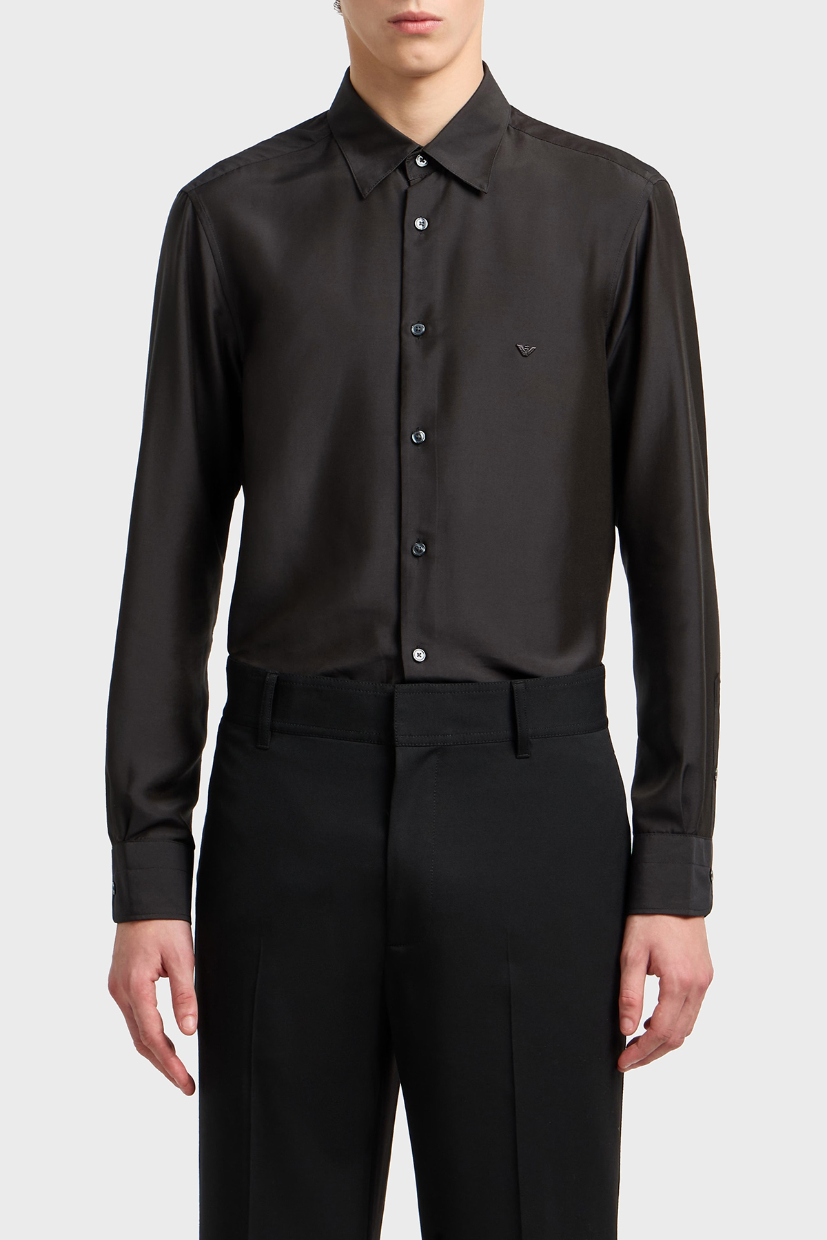 Emporio Armani İpek Karışımlı Regular Fit Klasik Yaka Erkek Gömlek EM001537 AF17293 UC001 SİYAH