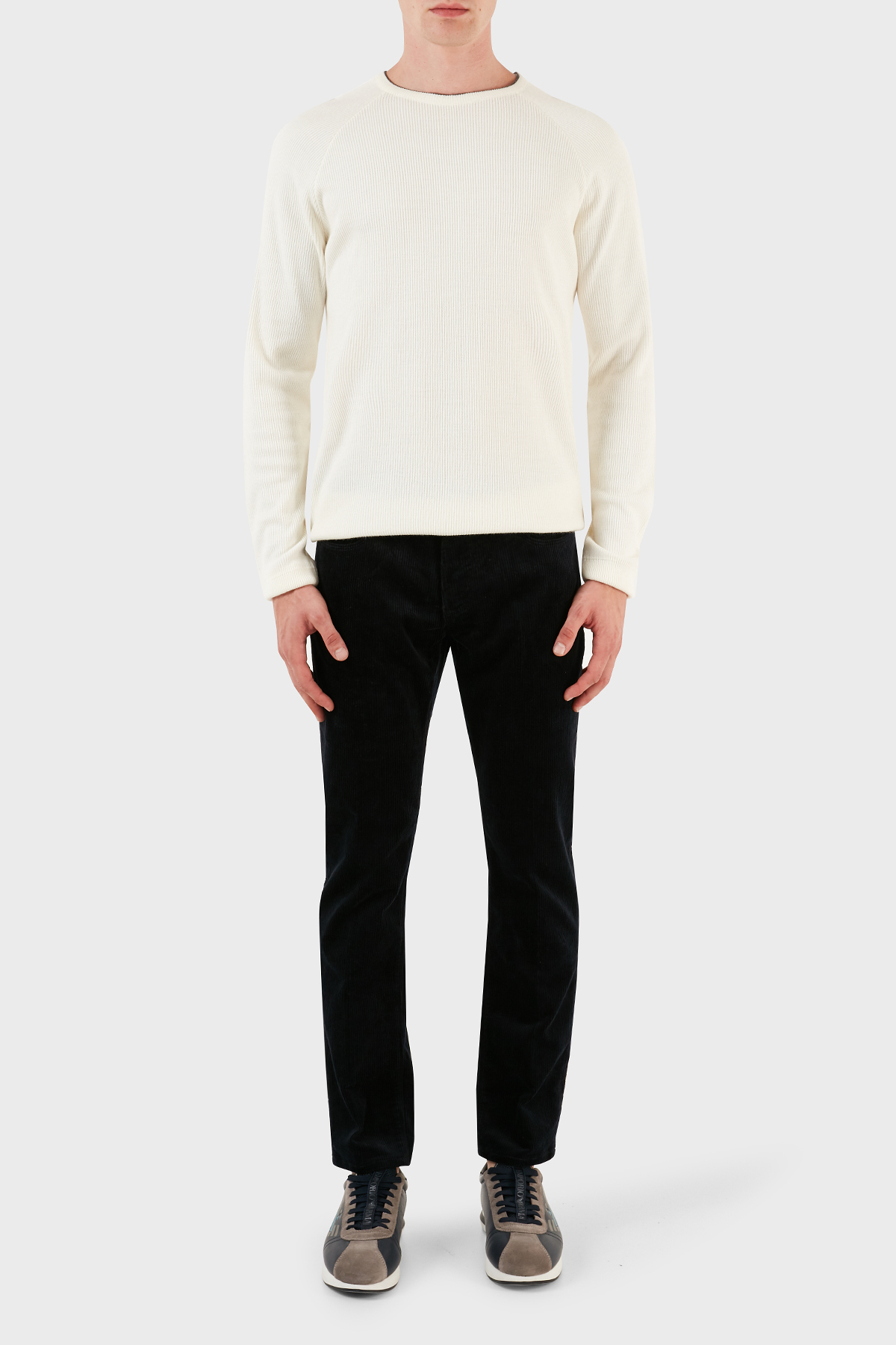 Emporio Armani J06 Slim Fit Düz Paça Kadife Erkek Pantolon 6R1J06 1NHKZ 0920 LACİVERT