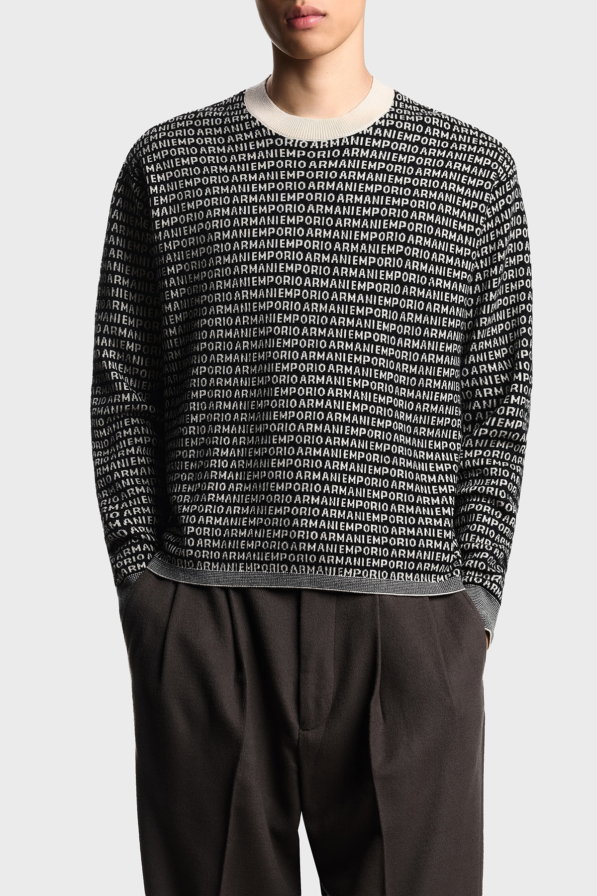 Emporio Armani Jakarlı Logo Baskılı % 100 Yün Bisiklet Yaka Erkek Kazak EM002630 AF14199 FC104 SİYAH