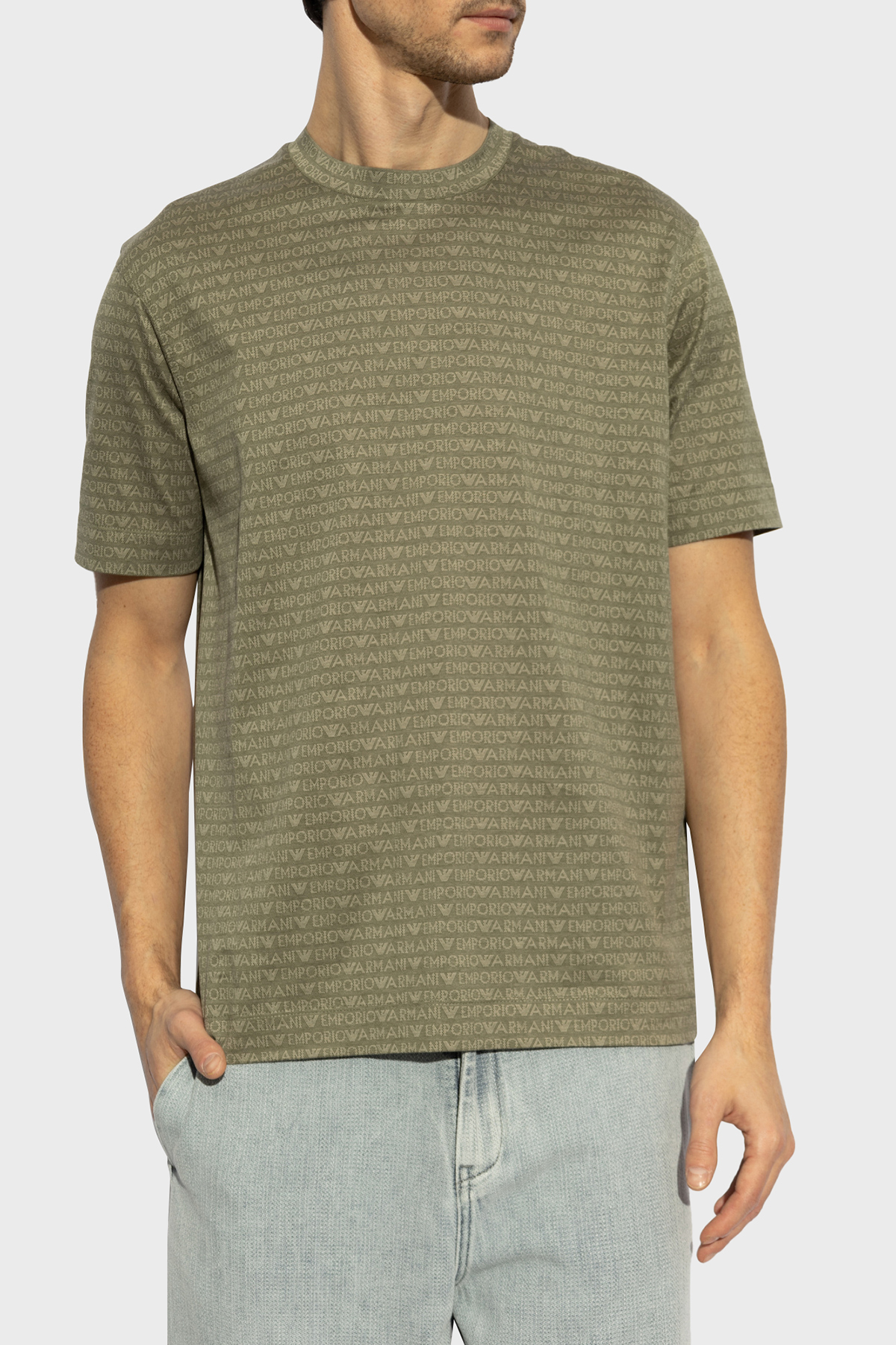 Emporio Armani Jakarlı Logo Baskılı Regular Fit Bisiklet Yaka Erkek T Shirt EM000787 AF12916 F7060 HAKİ