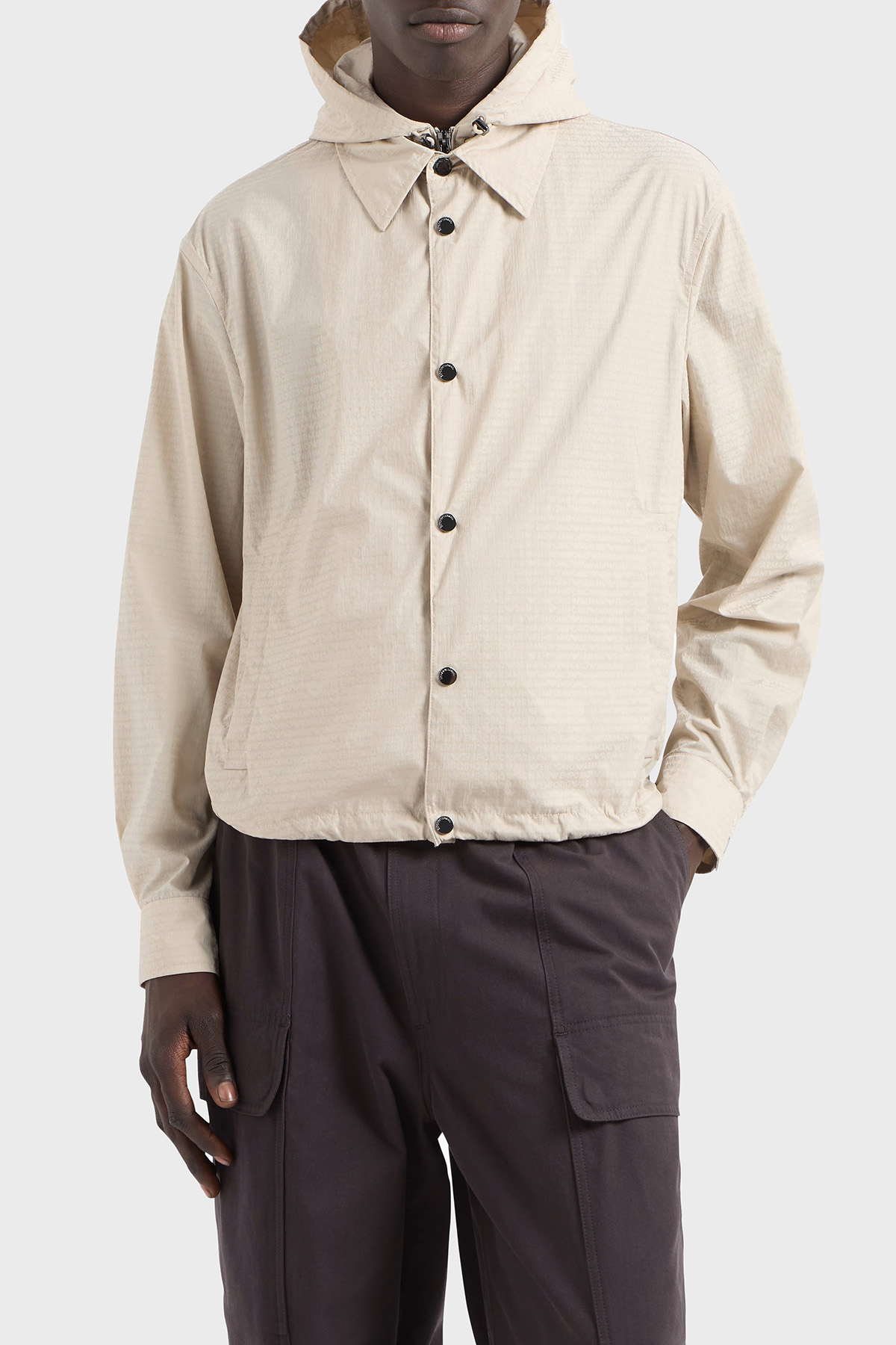 Emporio Armani Jakarlı Logo Baskılı Regular Fit Çıkarılabilir Kapüşonlu Erkek Mont EM001003 AF15384 U1098 BEJ
