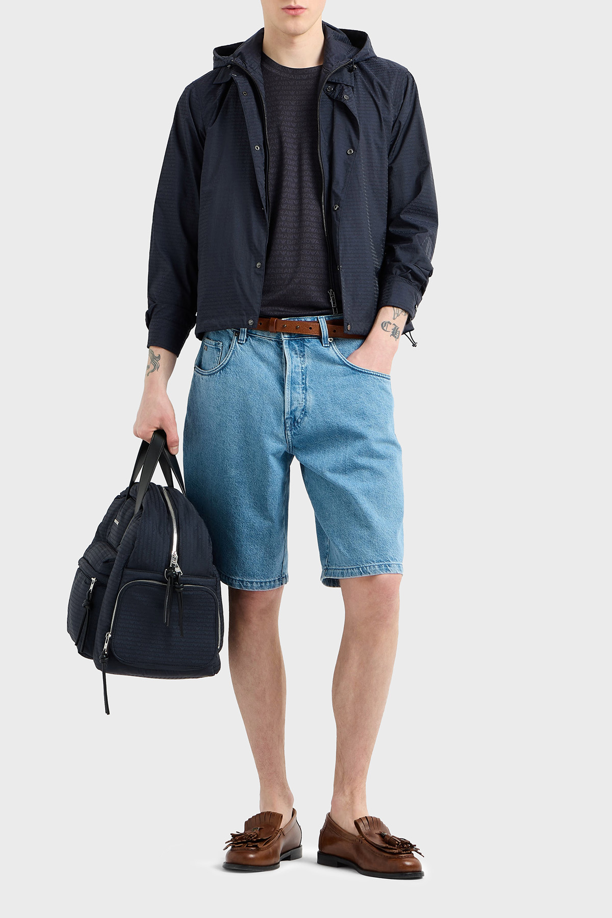 Emporio Armani Jakarlı Logo Baskılı Regular Fit Çıkarılabilir Kapüşonlu Erkek Mont EM001003 AF15384 UB118 LACİVERT