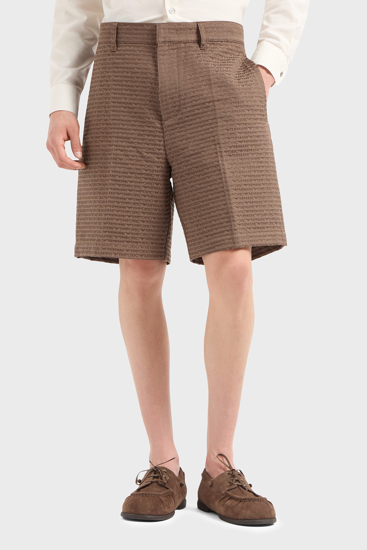 Emporio Armani Jakarlı Pamuklu Regular Fit Yüksek Bel Geniş Paça Erkek Short EM001200 AF13688 U6195 KAHVE