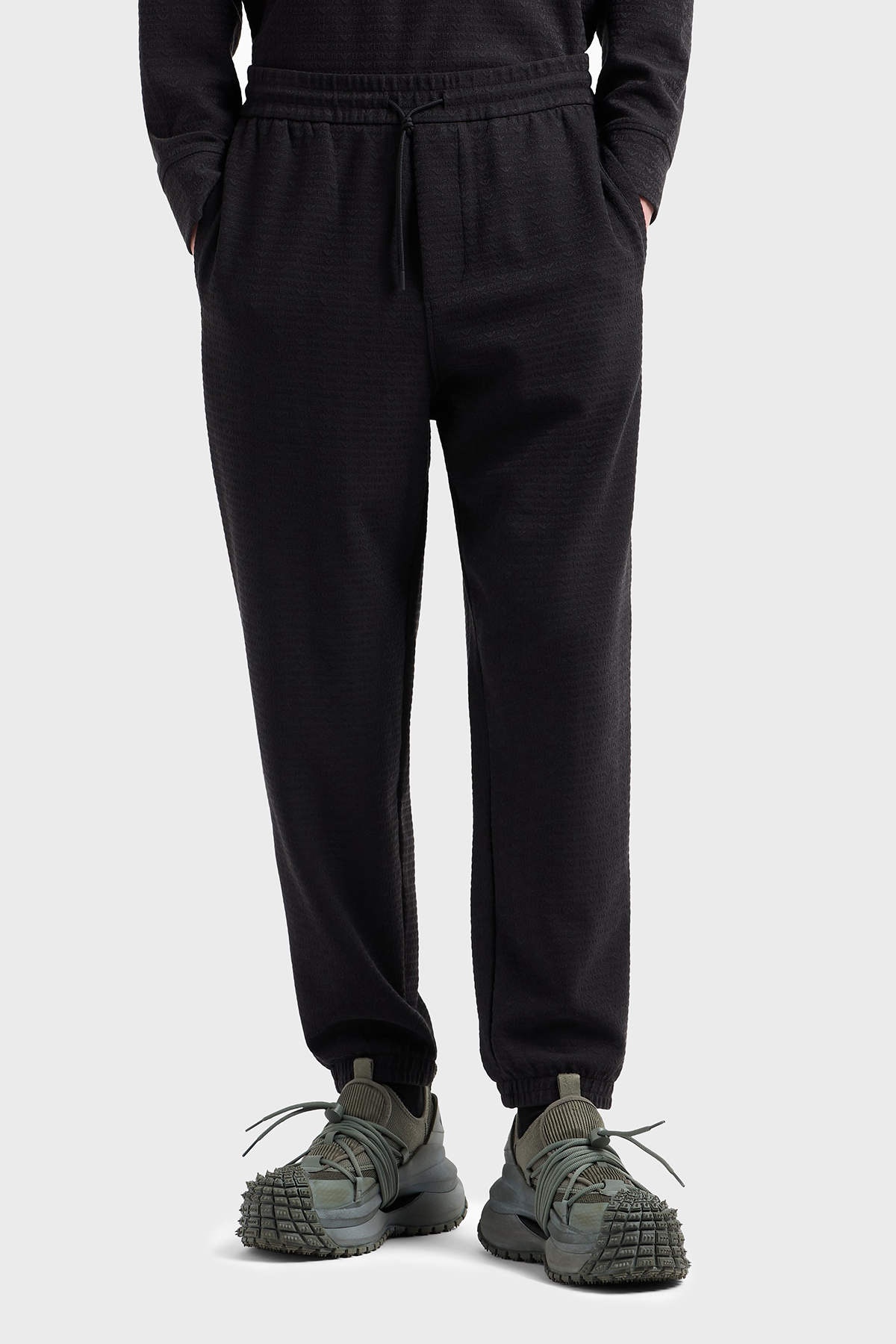 Emporio Armani Jakarlı Streç Pamuklu Regular Fit Yüksek Bel Lastikli Paça Jogger Erkek Pantolon EM001106 AF13700 UC001 SİYAH