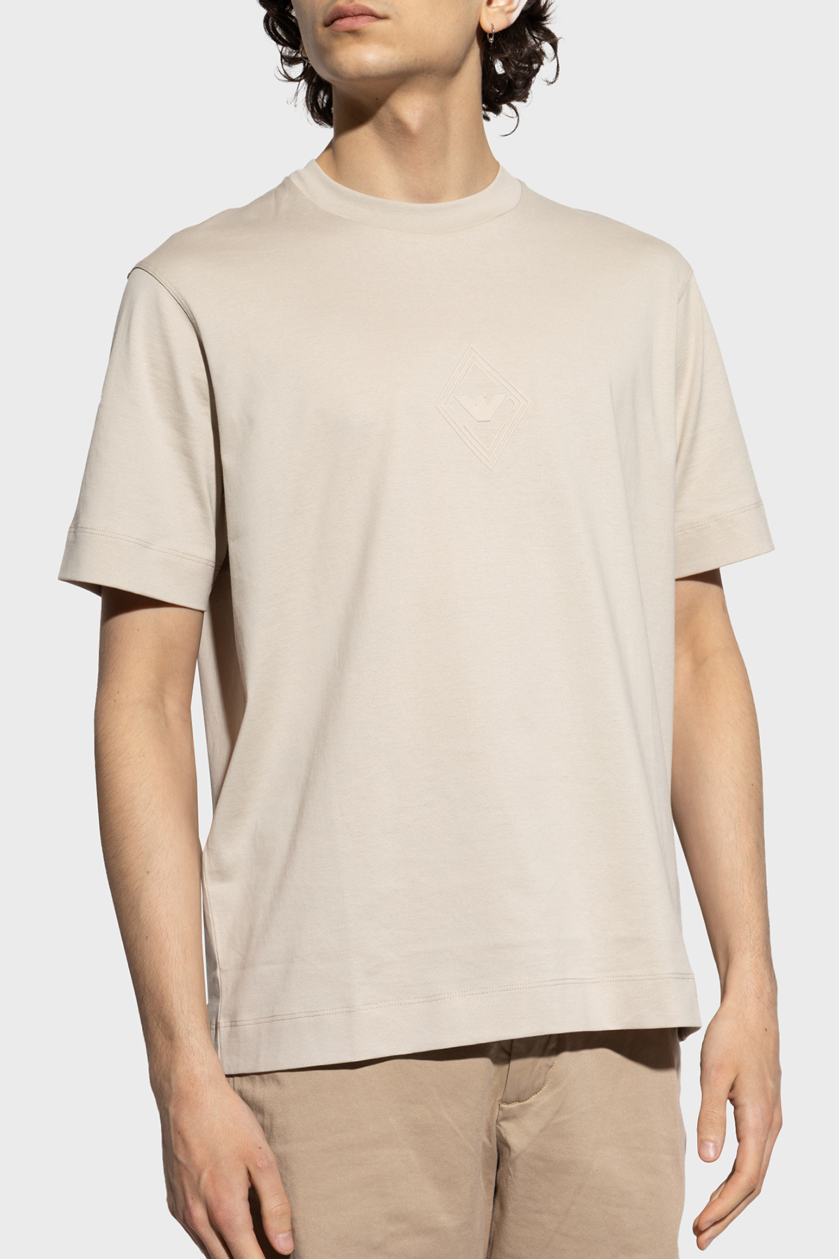 Emporio Armani Kabartmalı Logo % 100 Pamuk Regular Fit Bisiklet Yaka Erkek T Shirt EM001040 AF13669 U1098 BEJ