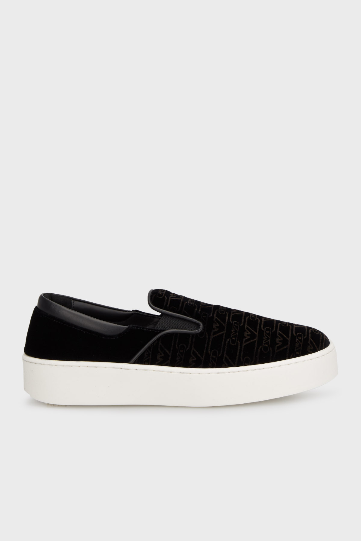 Emporio Armani Kadife Logolu Kalın Tabanlı Loafer Kadın Ayakkabı X3Y007 XR235 00002 SİYAH
