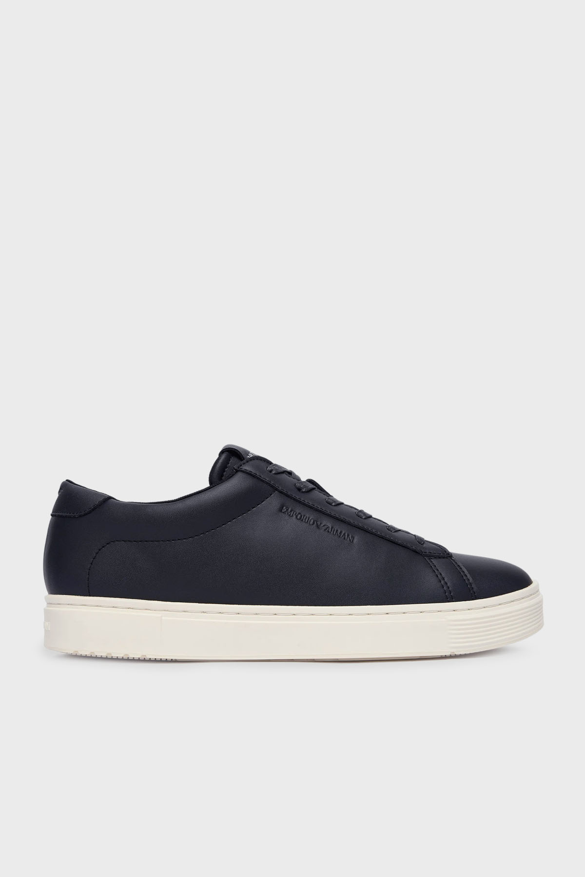 Emporio Armani Logolu Deri Sneaker Erkek Ayakkabı EM004783 AF20004 U8139 LACİVERT
