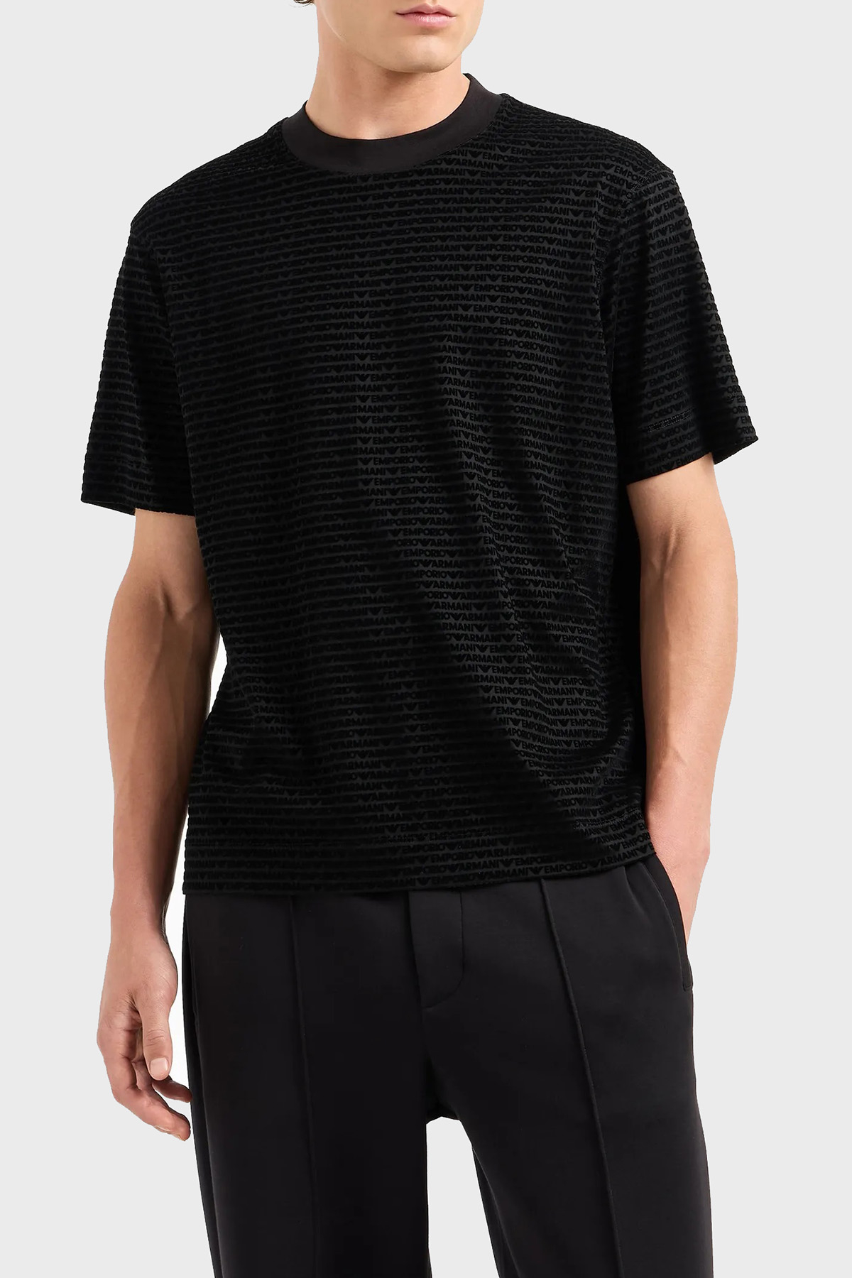 Emporio Armani Logolu Pamuklu Fitted Fit Sıfır Yaka Erkek T Shirt 6D1TD5 1JOSZ 0999 SİYAH