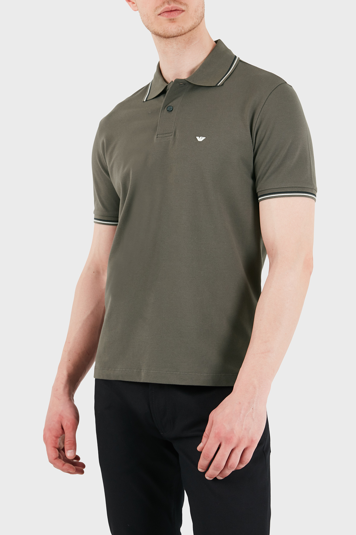 Emporio Armani Logolu Pamuklu Regular Fit Düğmeli Erkek Polo EM004606 AF23090 U8143 HAKİ