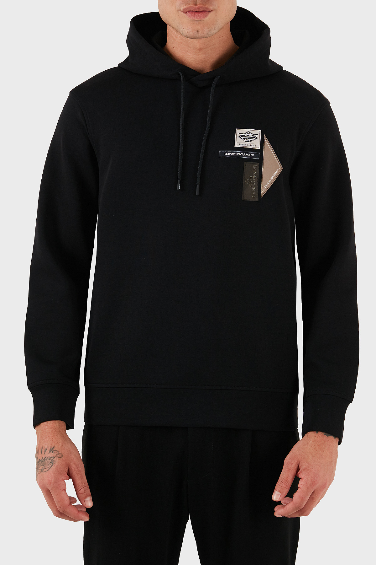 Emporio Armani Logolu Pamuklu Regular Fit Kapüşonlu Erkek Sweat EM003587 AF10013 UC001 SİYAH