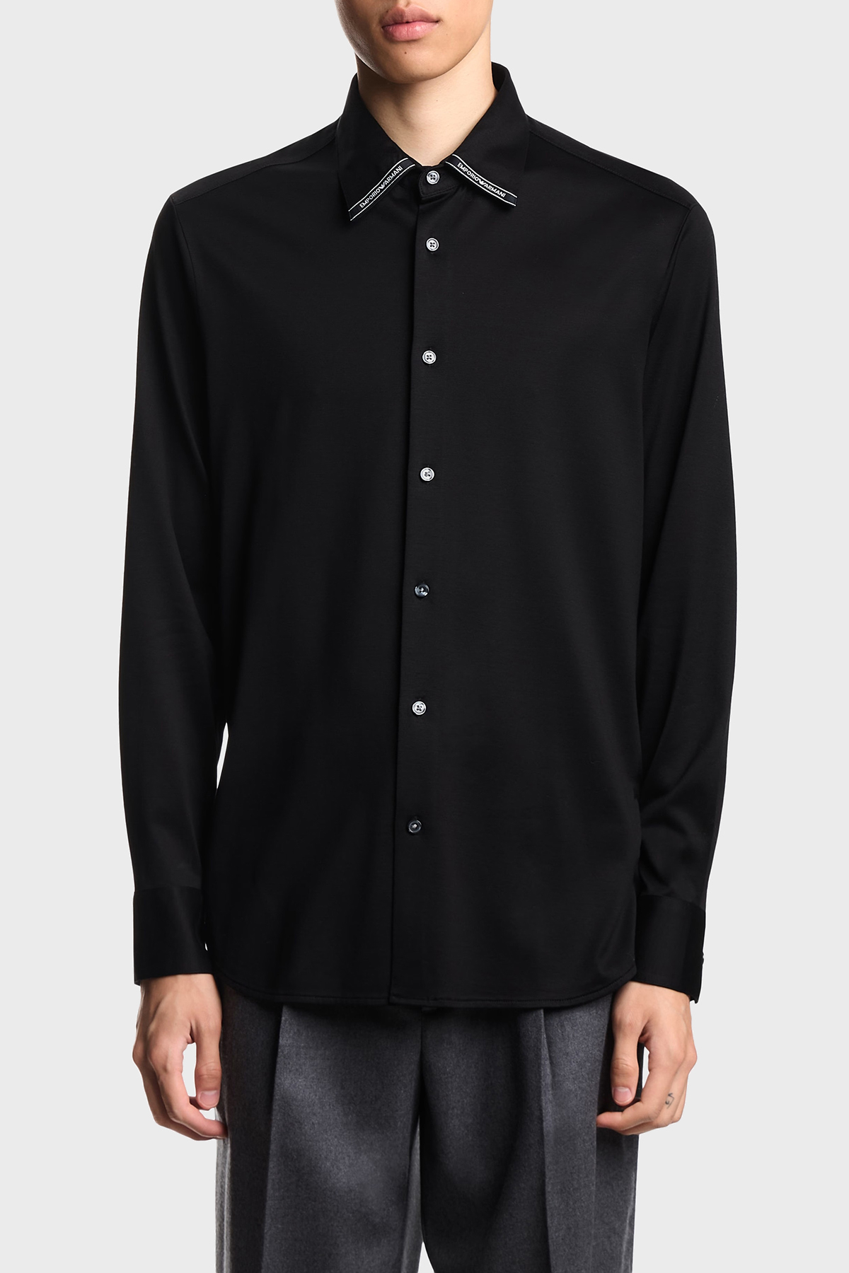 Emporio Armani Logolu Pamuklu Regular Fit Klasik Yaka Erkek Gömlek EM003055 AF10761 UC001 SİYAH