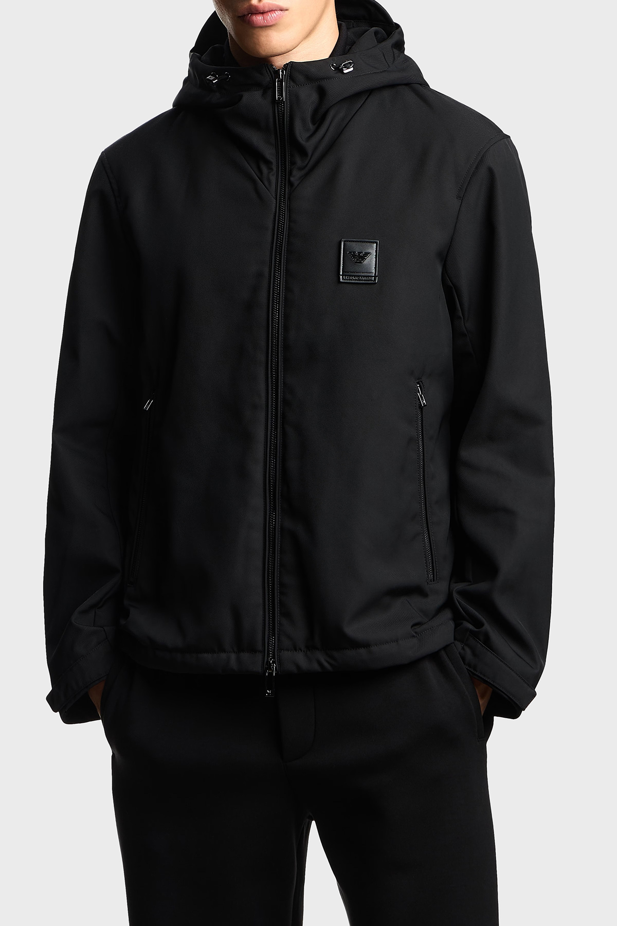 Emporio Armani Logolu Regular Fit Kapüşonlu Erkek Mont EM003417 AF18264 UC001 SİYAH