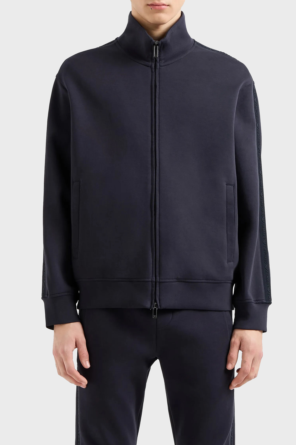Emporio Armani Logolu Streç Pamuklu Regular Fit Erkek Sweat 6D1MA8 1JHSZ 0920 LACİVERT