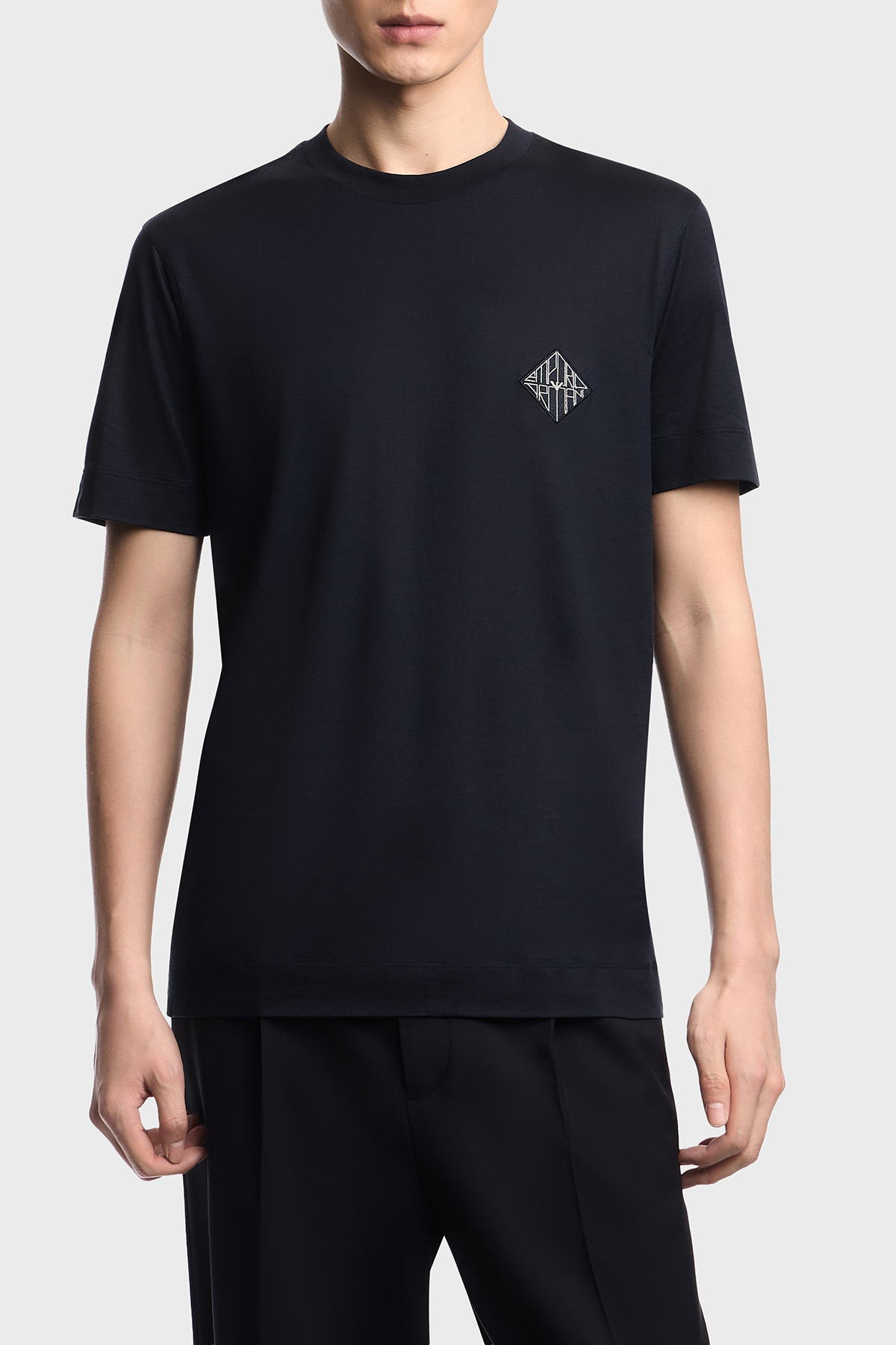 Emporio Armani Pamuk Karışımlı Logolu Slim Fit Bisiklet Yaka Erkek T Shirt EM005281 AF13747 MB638 LACİVERT