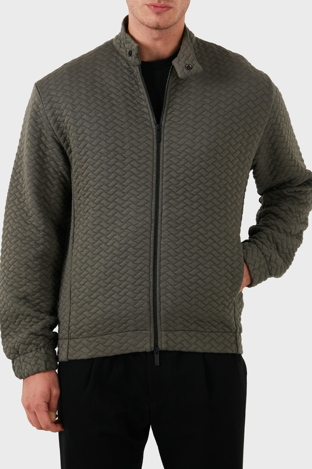 Emporio Armani Pamuk Karışımlı Regular Fit Dik Yaka Erkek Mont 6D1B7U 1J8IZ 0418 HAKİ