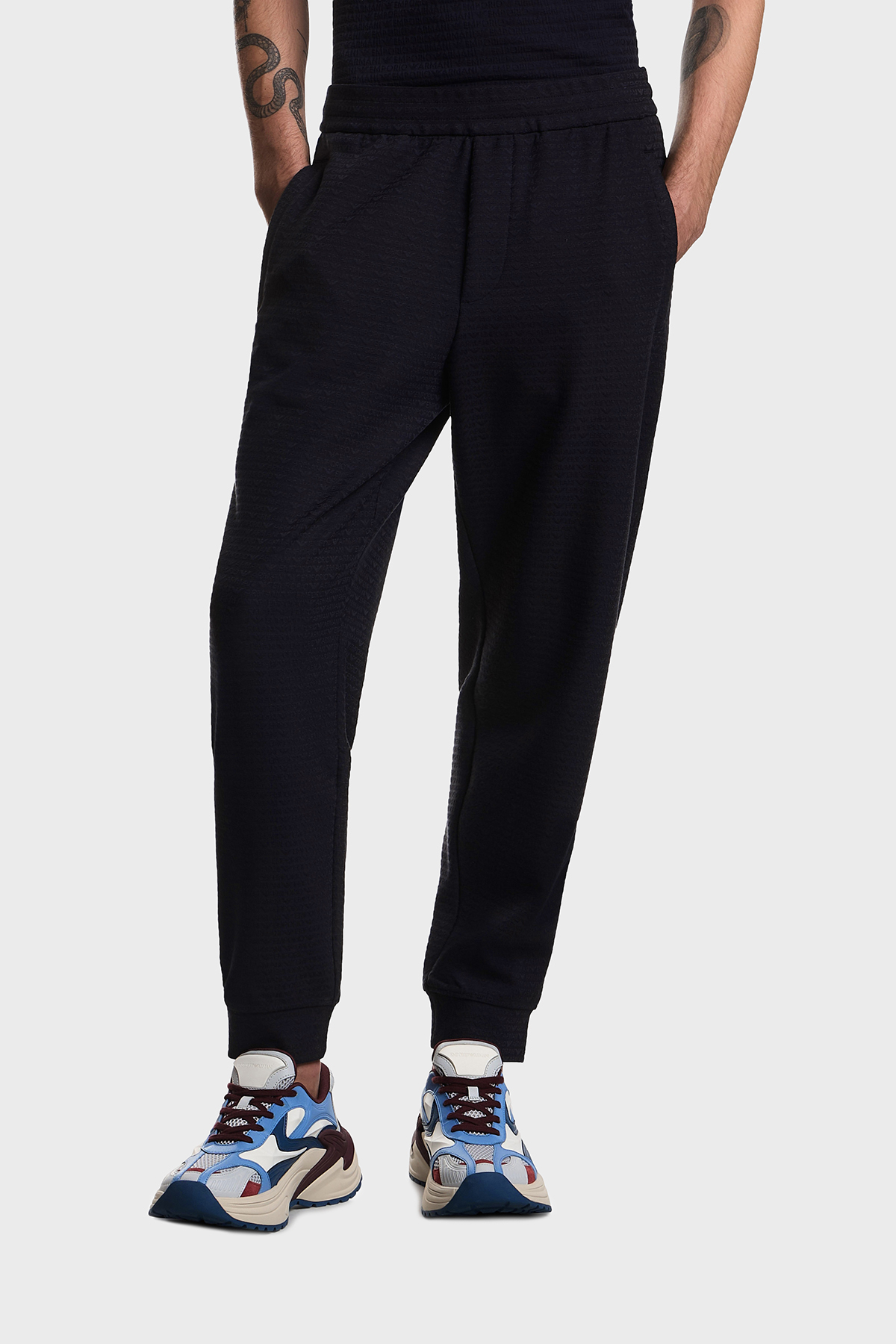 Emporio Armani Pamuk Karışımlı Regular Fit Logolu Normal Bel Erkek Pantolon EM004535 AF13700 FB413 LACİVERT