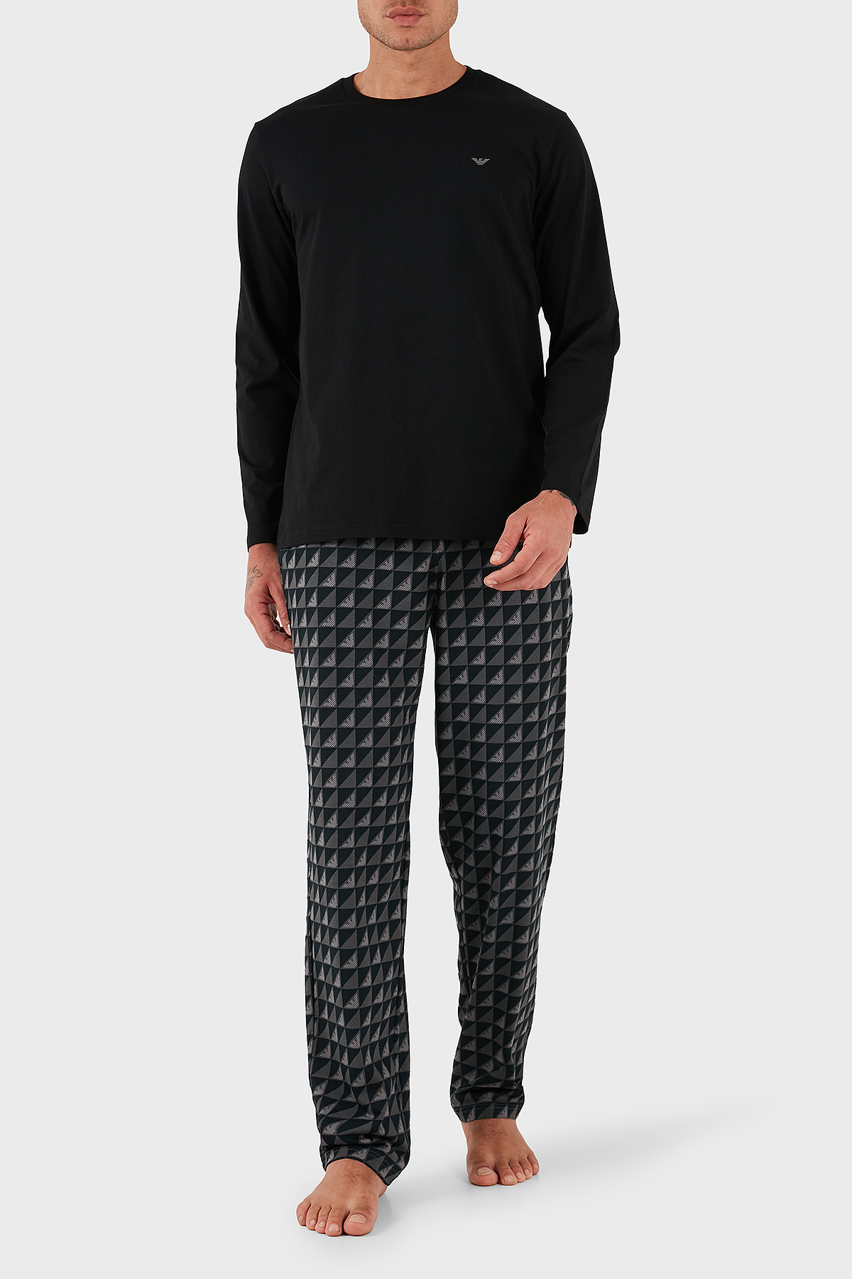 Emporio Armani Pamuklu Jakarlı Regular Fit Normal Bel Bisiklet Yaka Erkek Pijama Takımı EM000611 AF14994 MC273 SİYAH