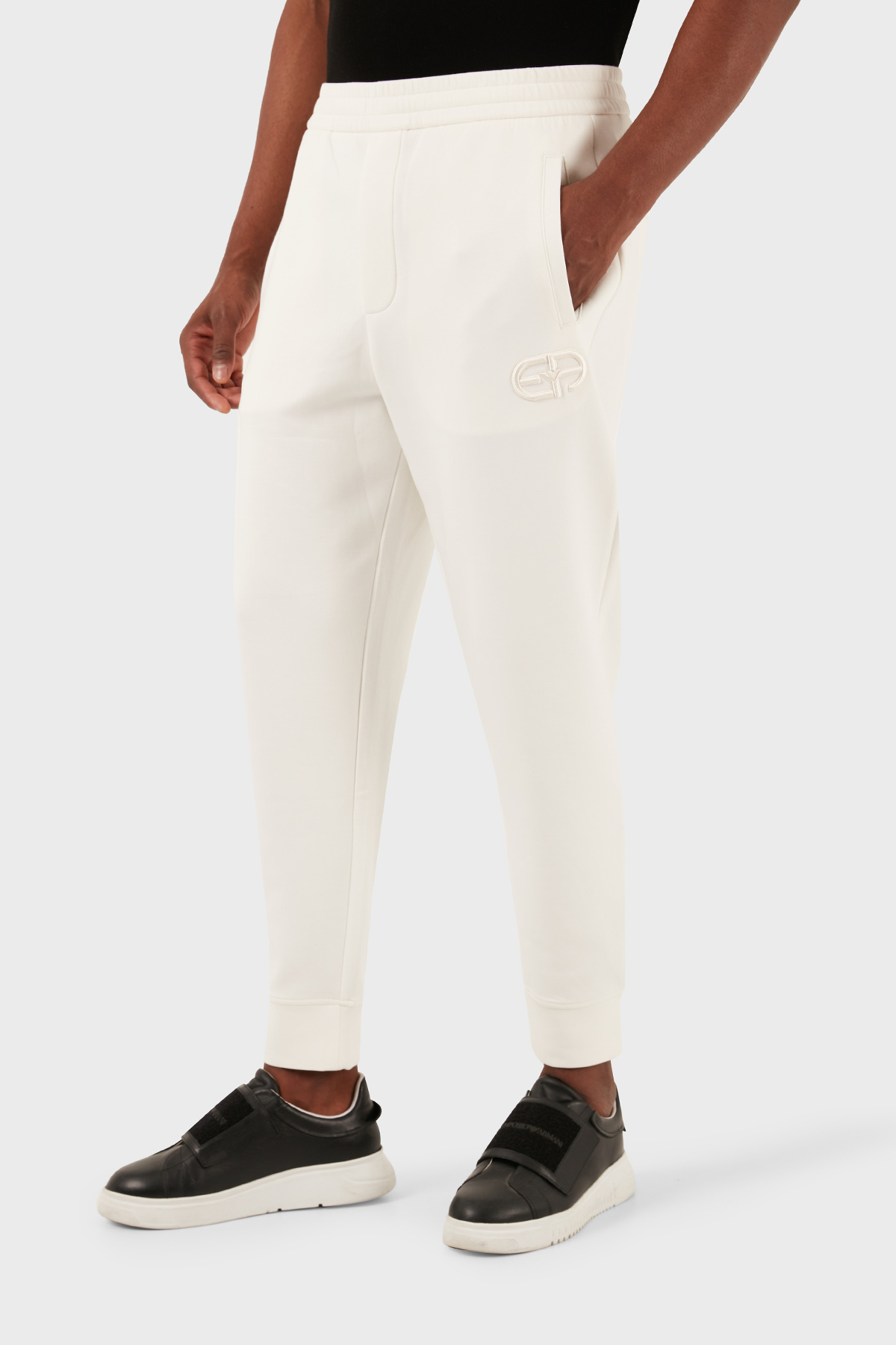 Emporio Armani Pamuklu Regular Fit Jogger Spor Erkek Pantolon 8N1PT0 1JHSZ 0101 BEYAZ