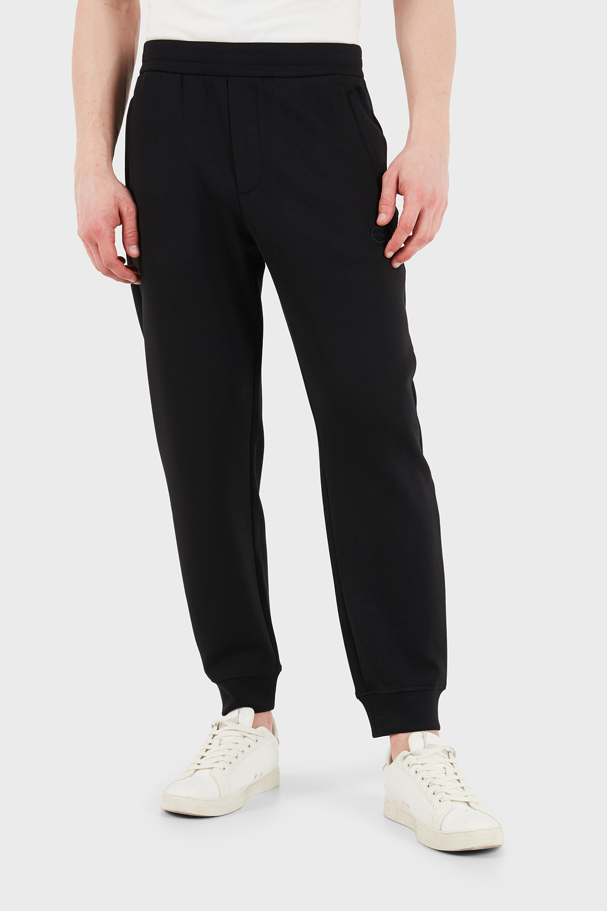 Emporio Armani Pamuklu Regular Fit Lastikli Paça Jogger Erkek Pantolon EM004539 AF10013 UC001 SİYAH