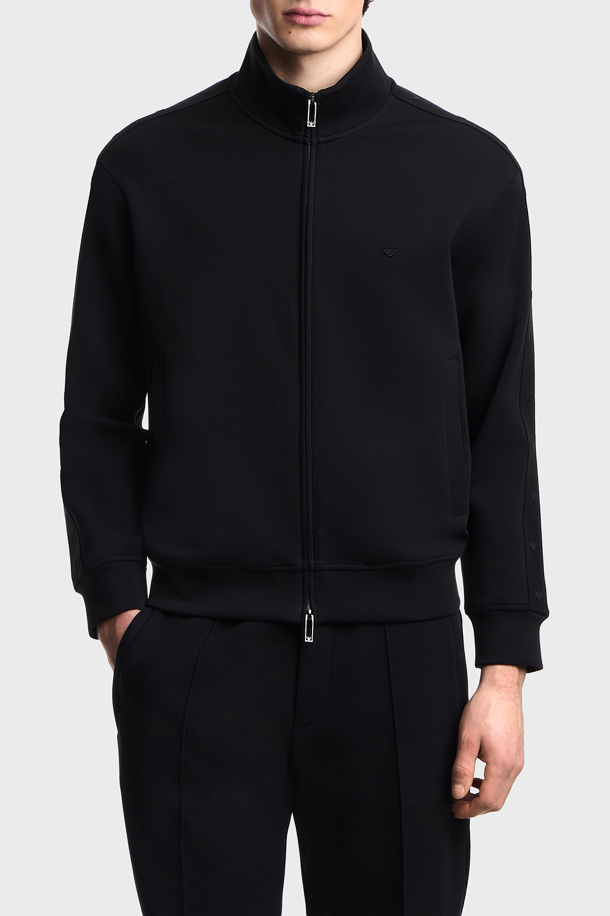 Emporio Armani Pamuklu Regular Fit Logo Detaylı Dik Yaka Erkek Sweat EM005222 AF10013 UC001 SİYAH