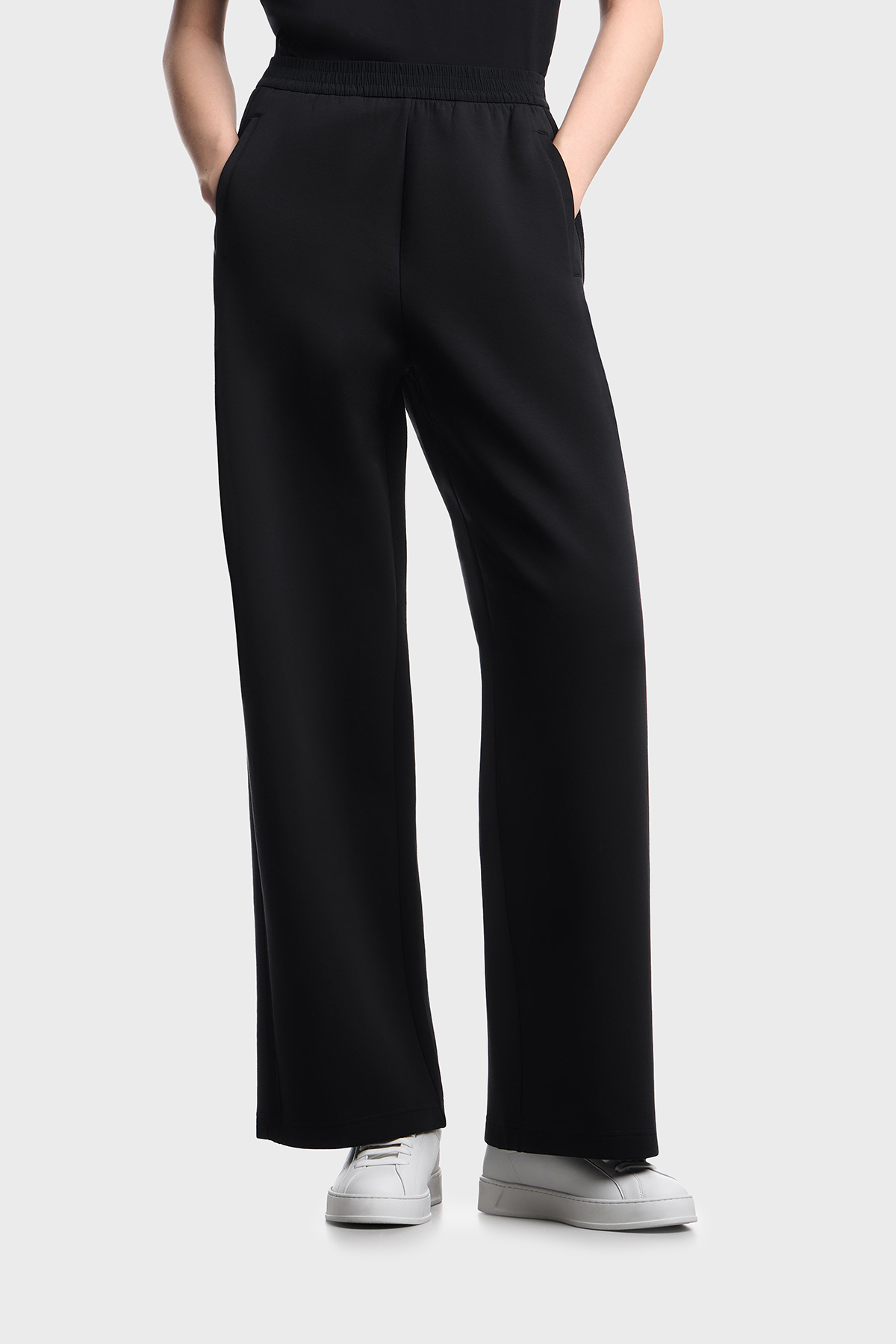 Emporio Armani Pamuklu Relaxed Fit Lastikli Bel Bol Paça Kadın Pantolon EW003866 AF10002 UC001 SİYAH