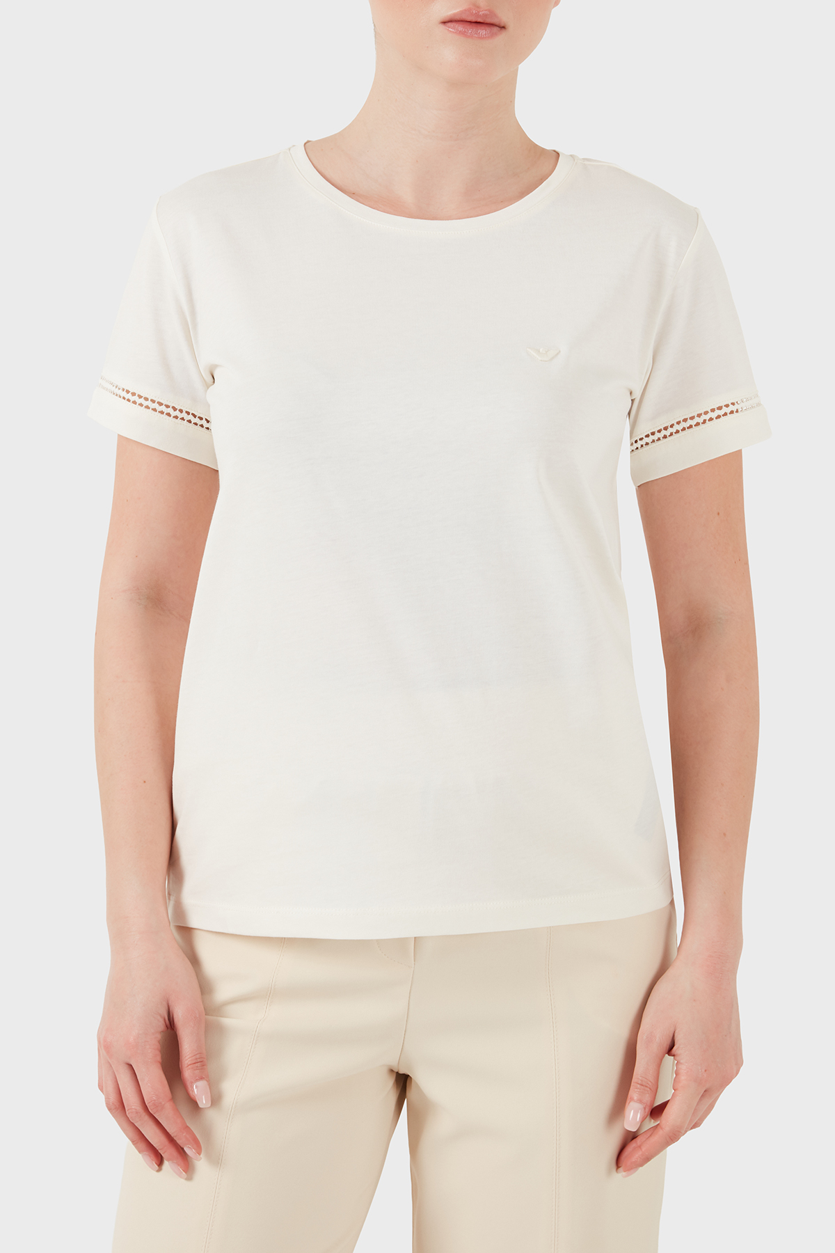 Emporio Armani Pamuklu Relaxed Fit Yuvarlak Yaka T shirt Kadın T Shirt EW003044 AF19039 U1131 BEYAZ