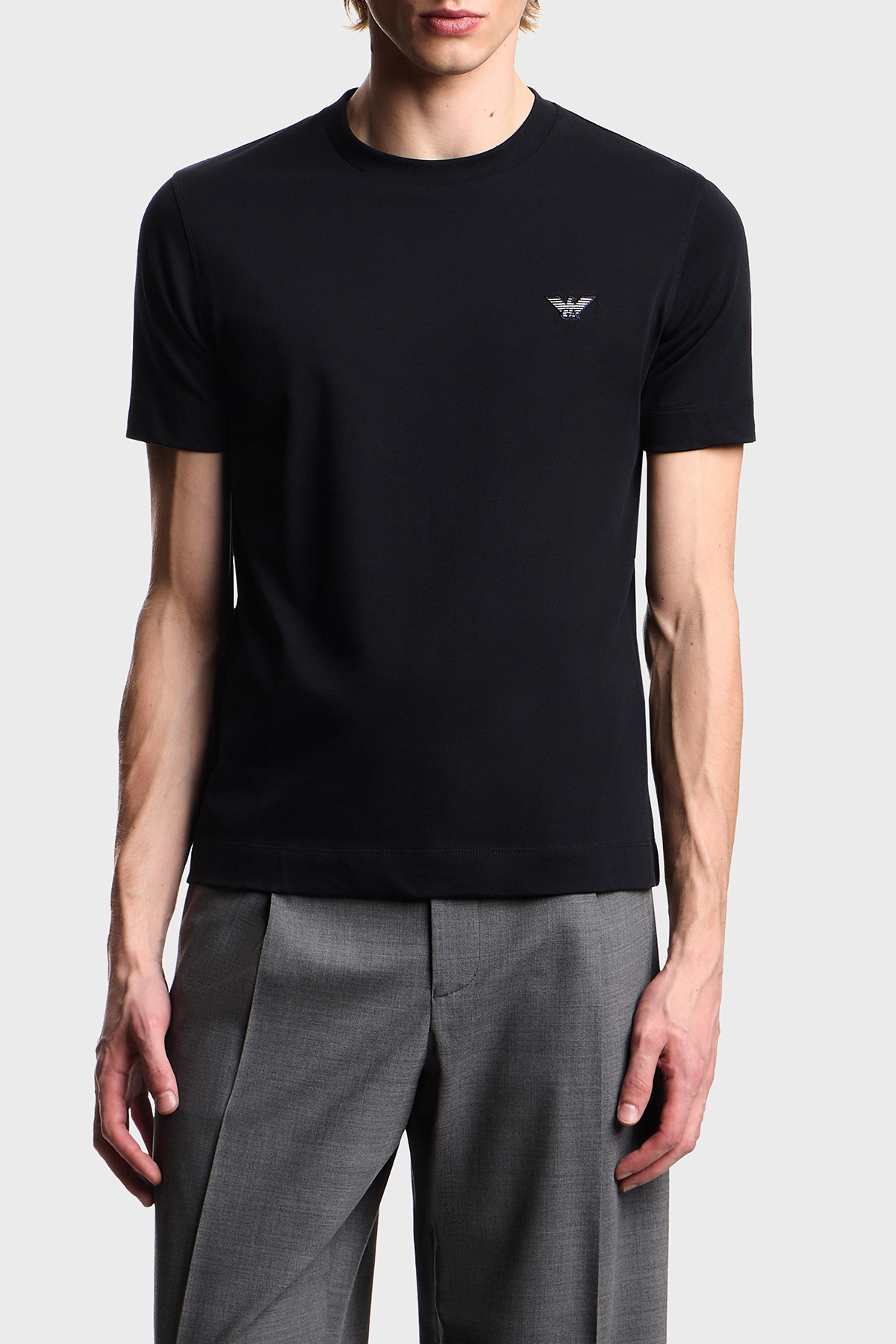 Emporio Armani Pamuklu Slim Fit Bisiklet Yaka Logolu Erkek T Shirt EM005396 AF13715 UB118 LACİVERT
