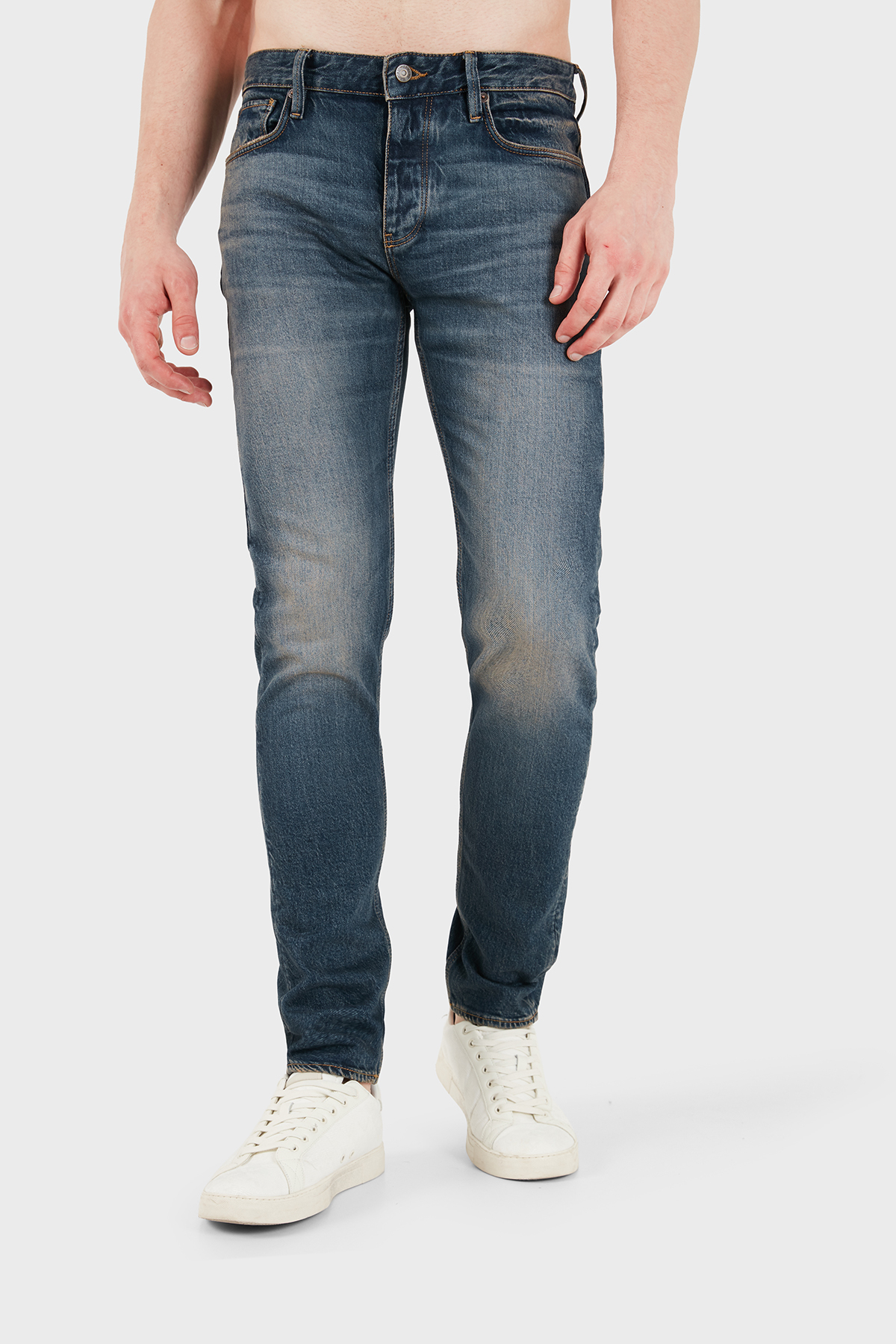 Emporio Armani Pamuklu Slim Fit Dar Paça Jeans Erkek Kot Pantolon EM000668 AF20752 MB001 LACİVERT